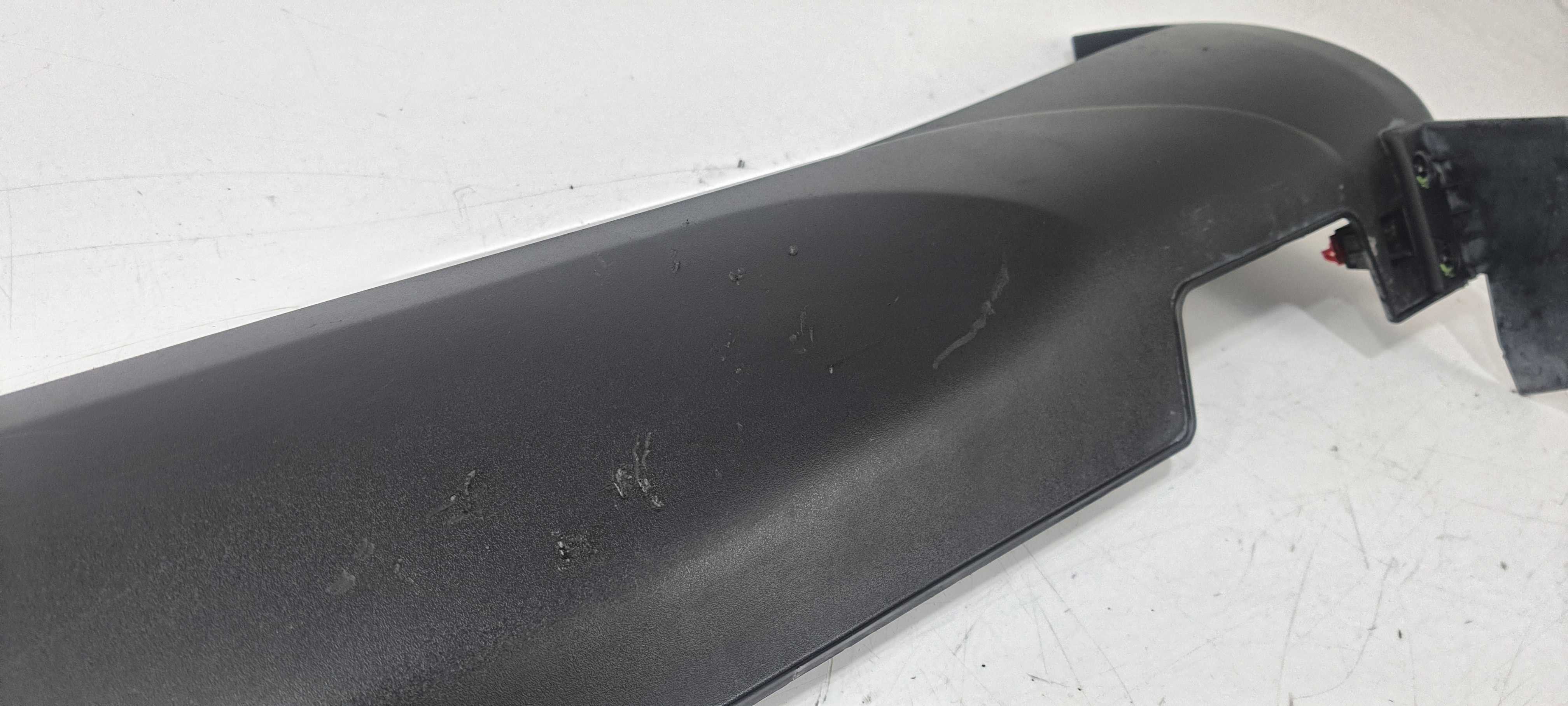 Espoiler Lado Esquerdo Detalhe Creta Ultimate 2022 V2263 Preto 8