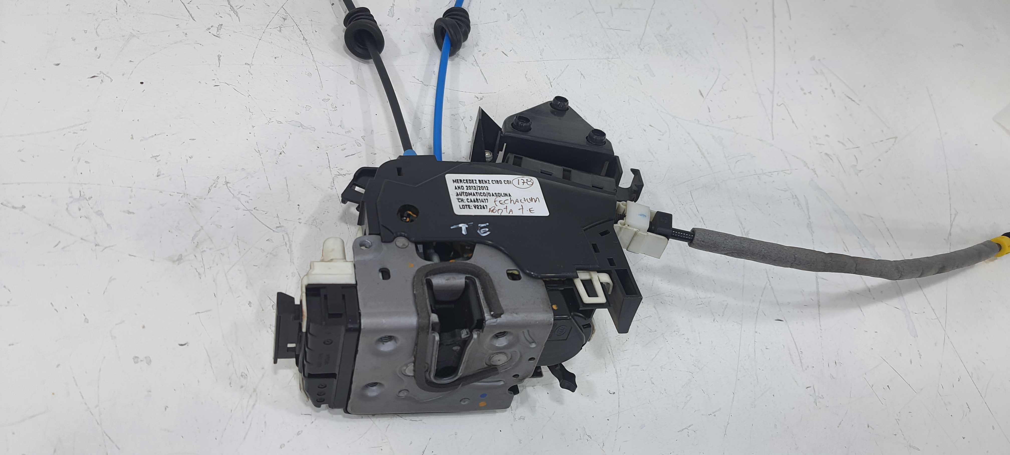 Fechadura Traseira Esquerda Mercedes-benz C180 2012 V2267 3