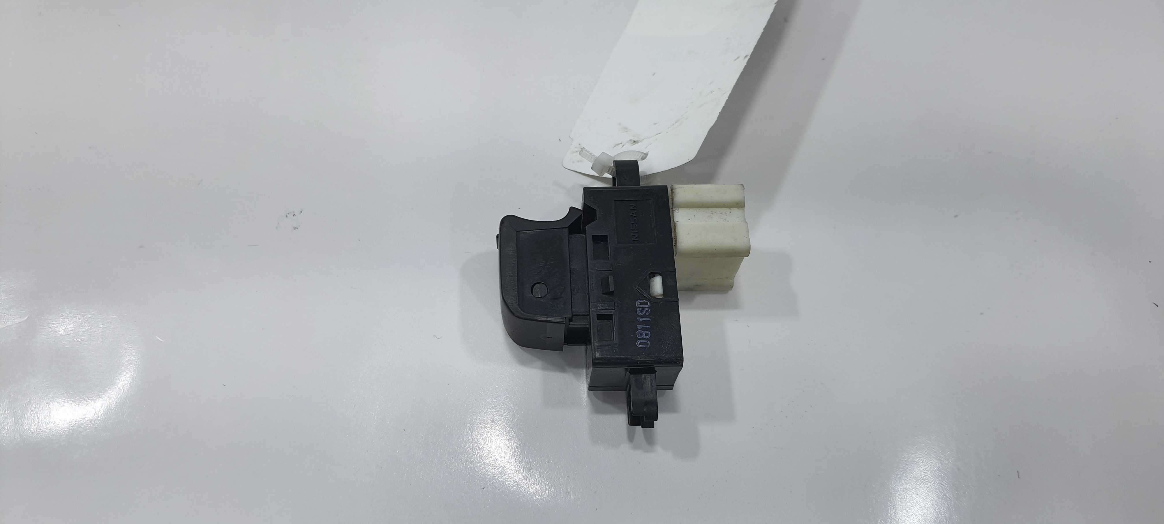 Botão Vidro Dianteiro Direito Nissan Tiida Sedan 2012 V2272 4