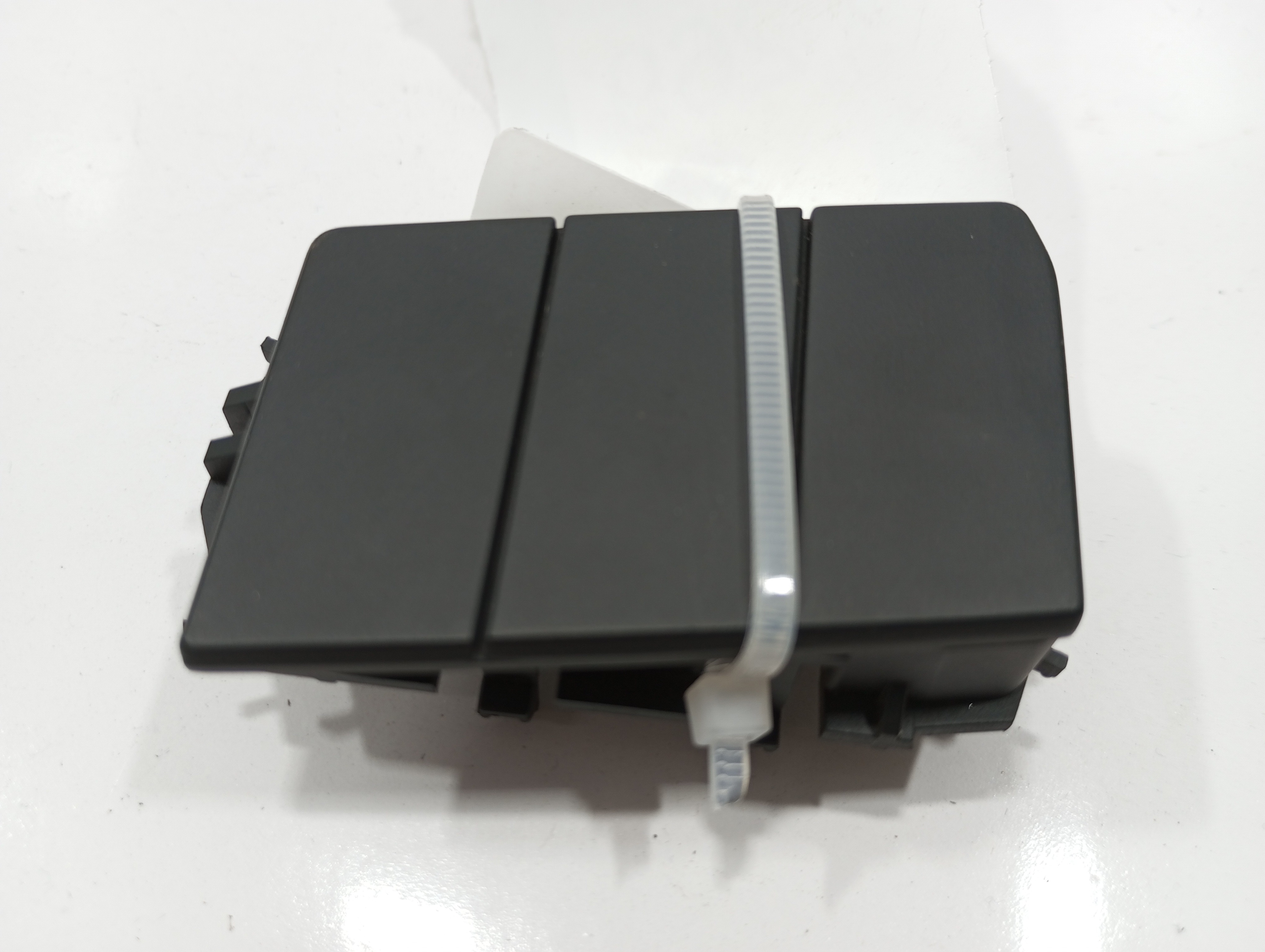 Interruptor Central Volkswagen Up Cross 2018 3