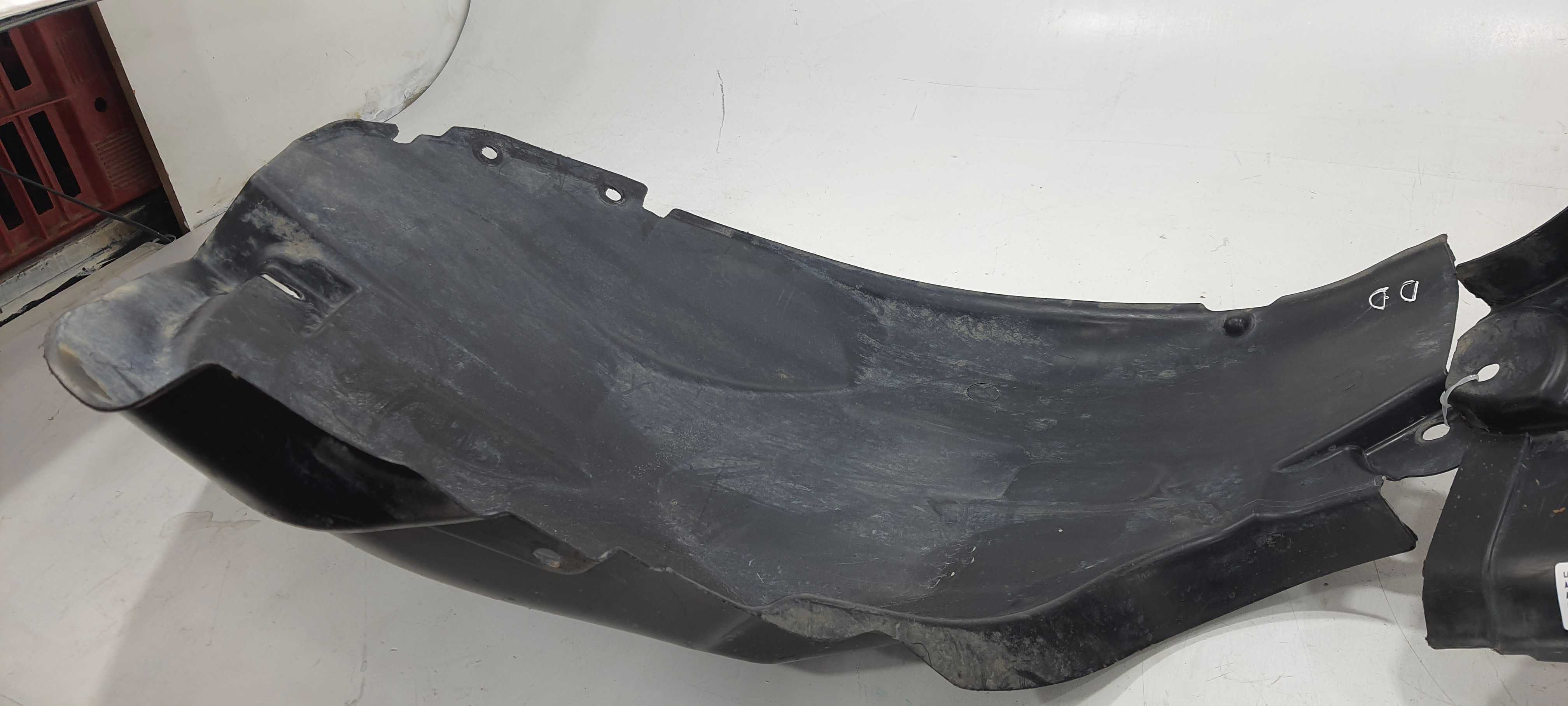 Parabarro Dianteiro Direito Detalhe Evoque 2017 V2266 4