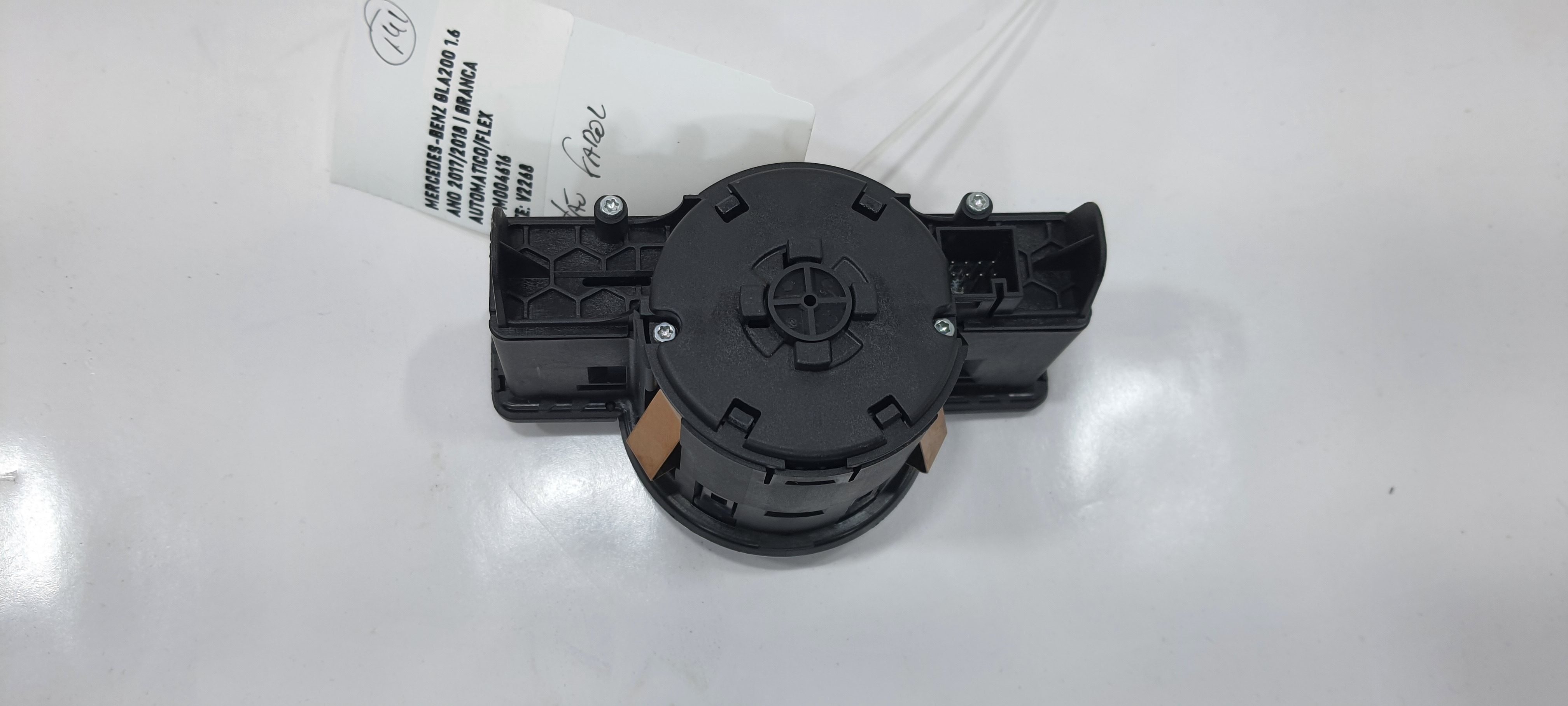 Botão Farol Mercedes-benz Gla 200 1.6 2018 V2268 4