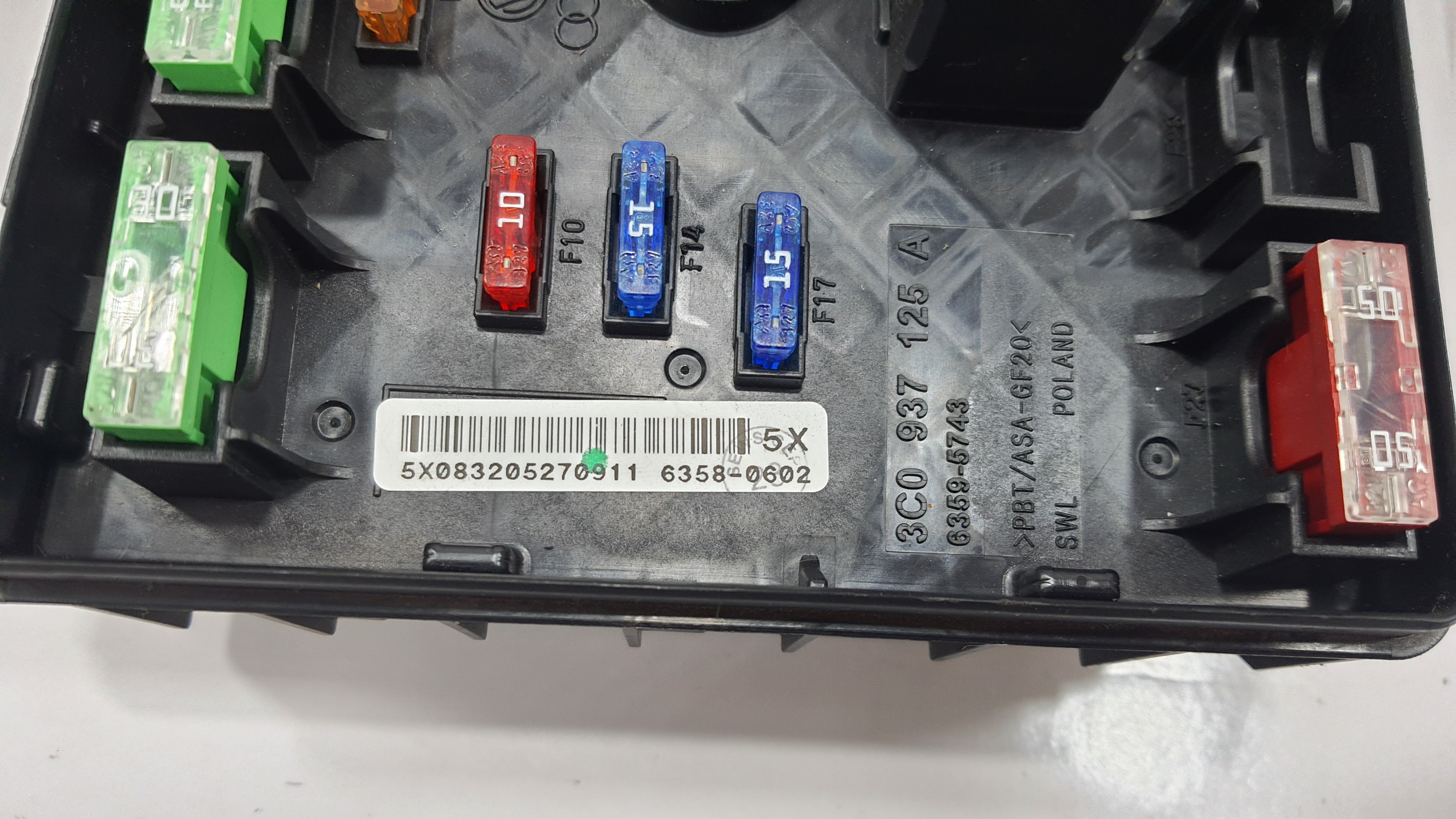 Caixa Fusivel Detalhe Volkswagen Tiguan 2012 V2249 5