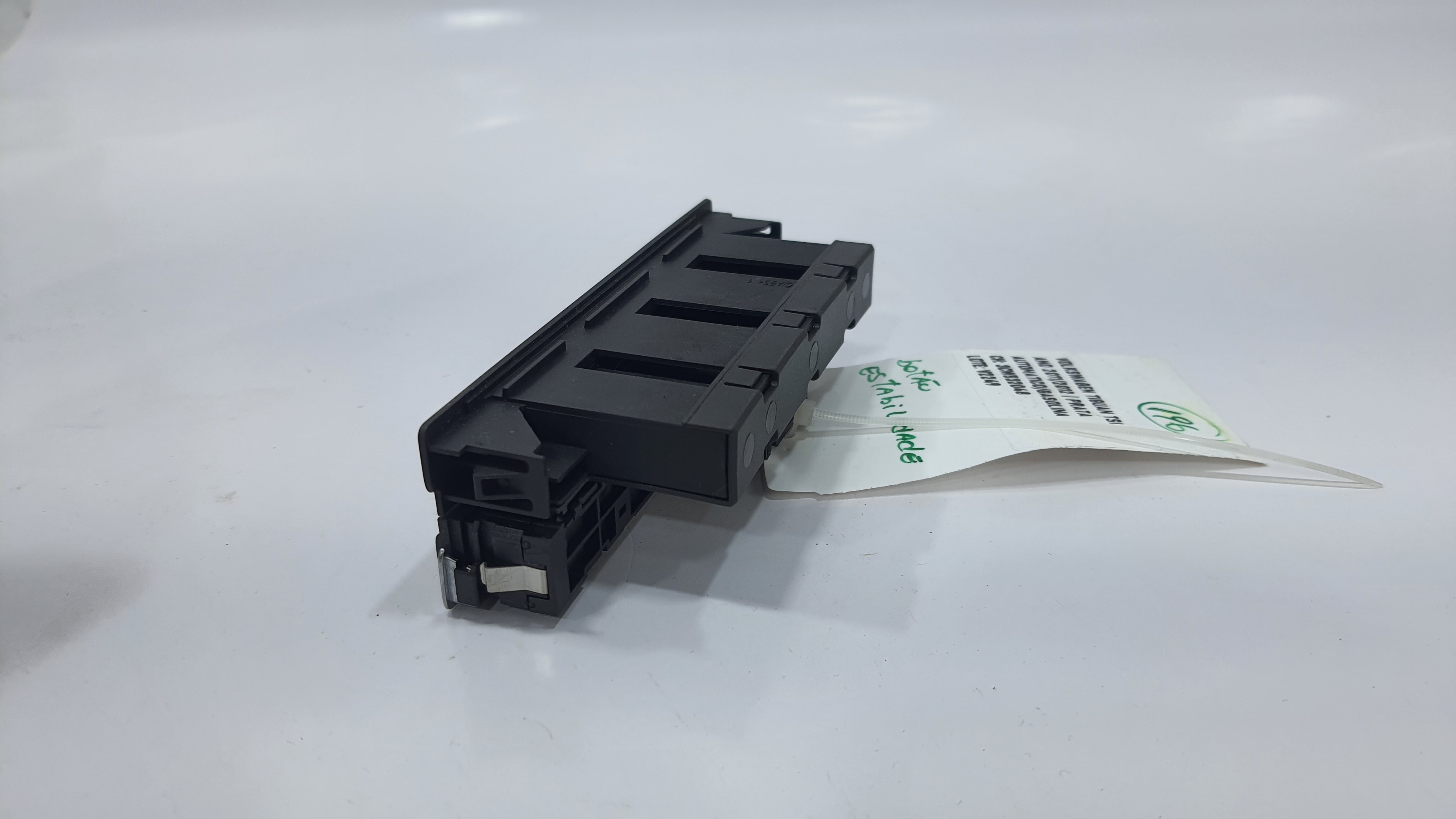 Botão Estabilidade Volkswagen Tiguan 2012 V2249 2