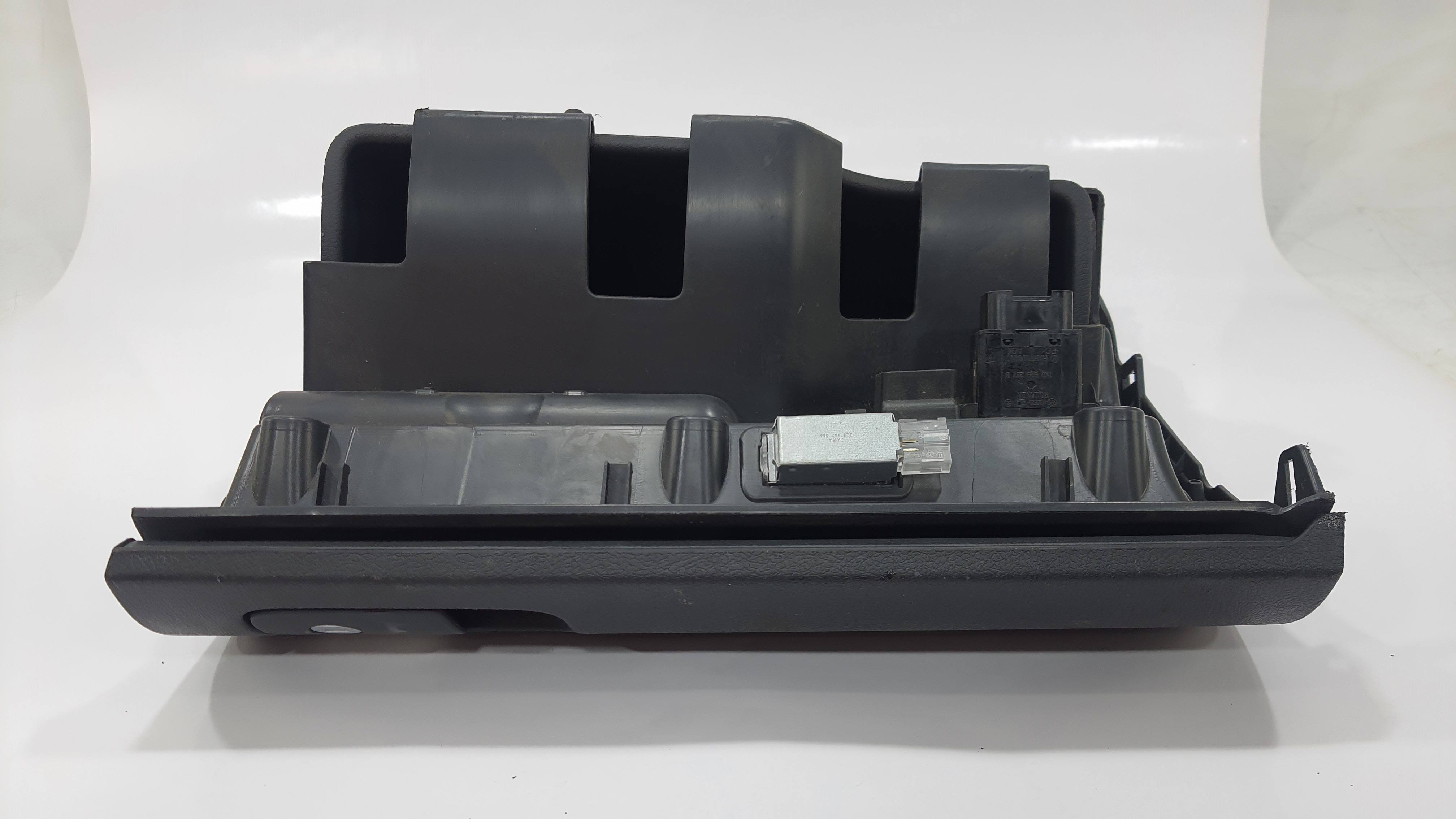 Porta Luvas Volkswagen Tiguan 2012 V2249 4