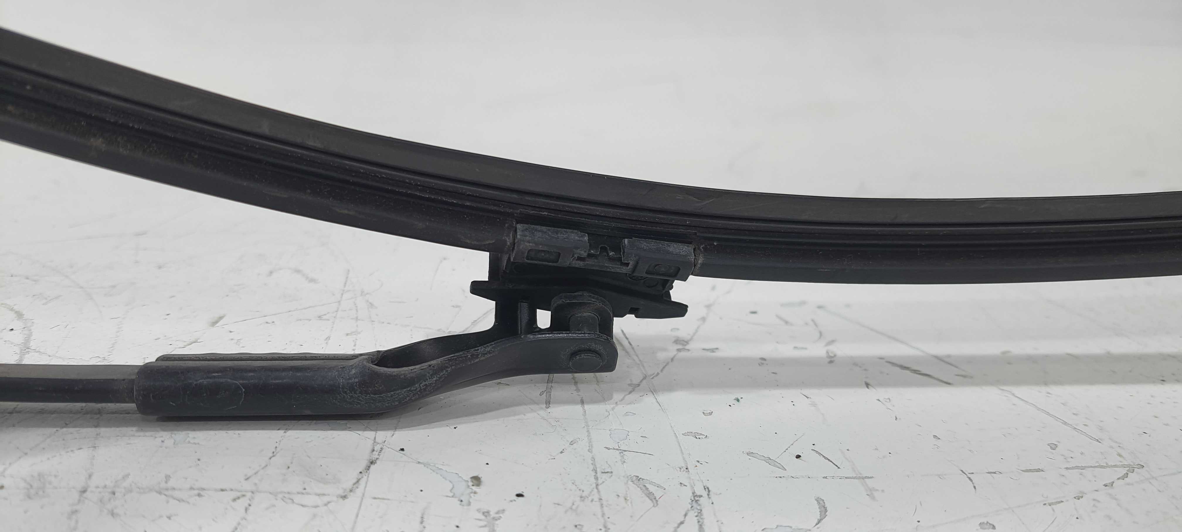 Braco Limpador Diant Direito Mercedes-benz C180 2012 V2267 4