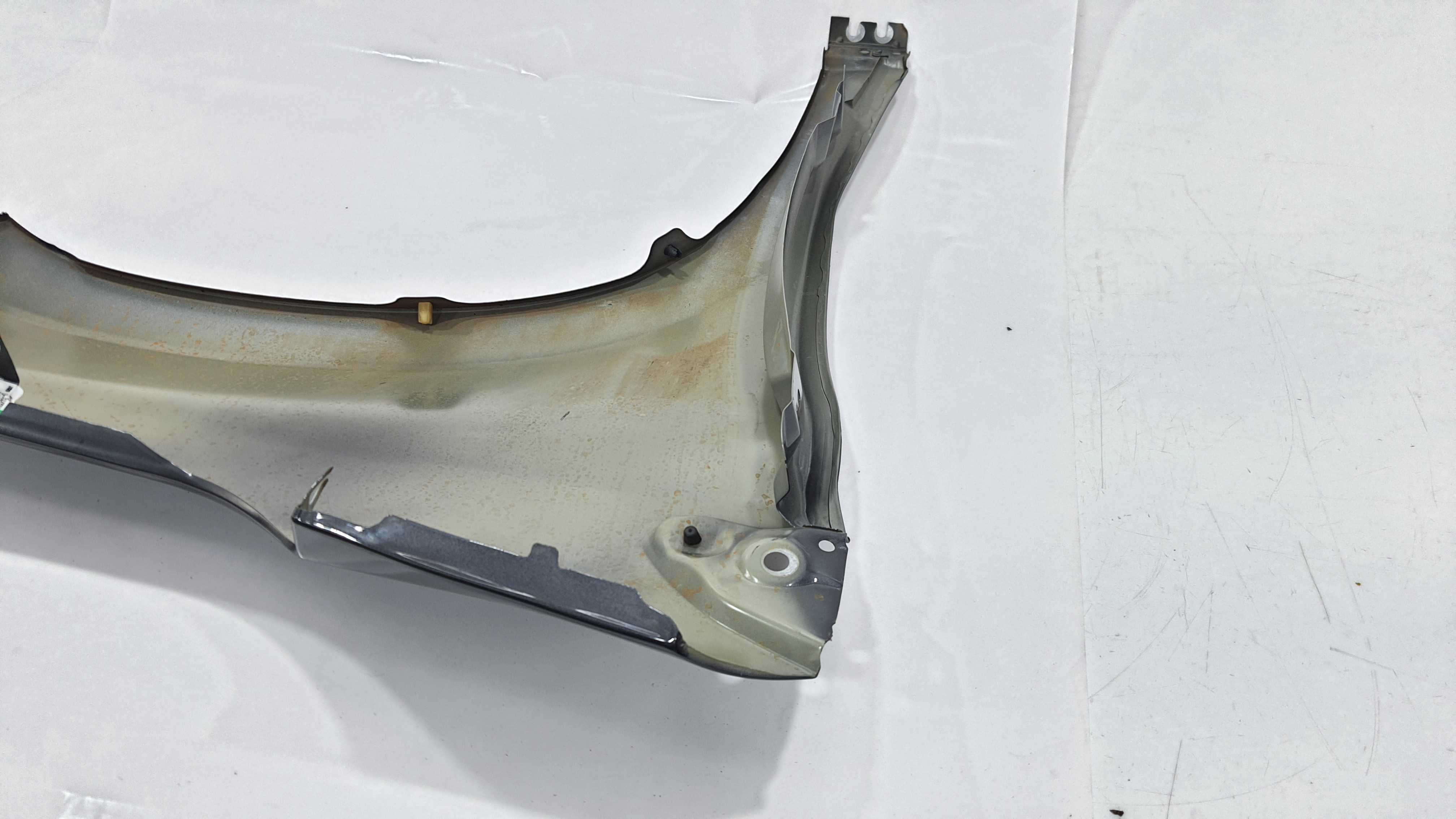Paralama Esquerdo Detalhe Peugeot 2008 1.6 16v 2022 V2252 7