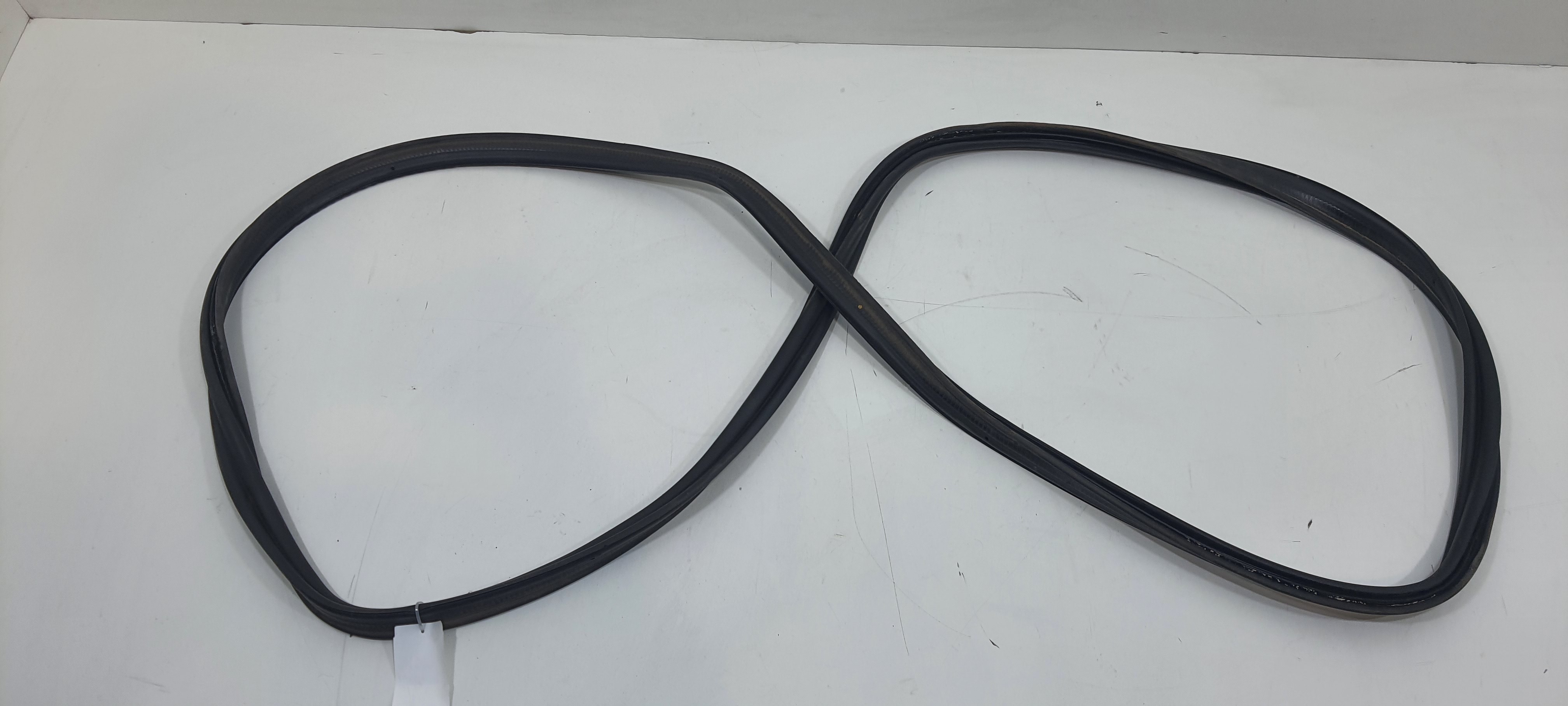 Borracha Porta Traseira Direita Gla 200 1.6 2018 V2268 3