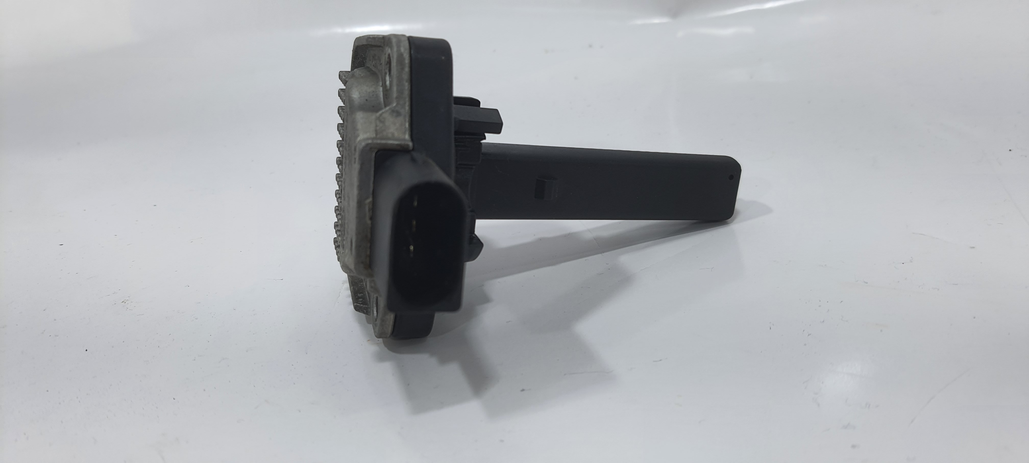 Sensor Nivel Óleo Bmw X1 2.0 Sdrive 2012 2