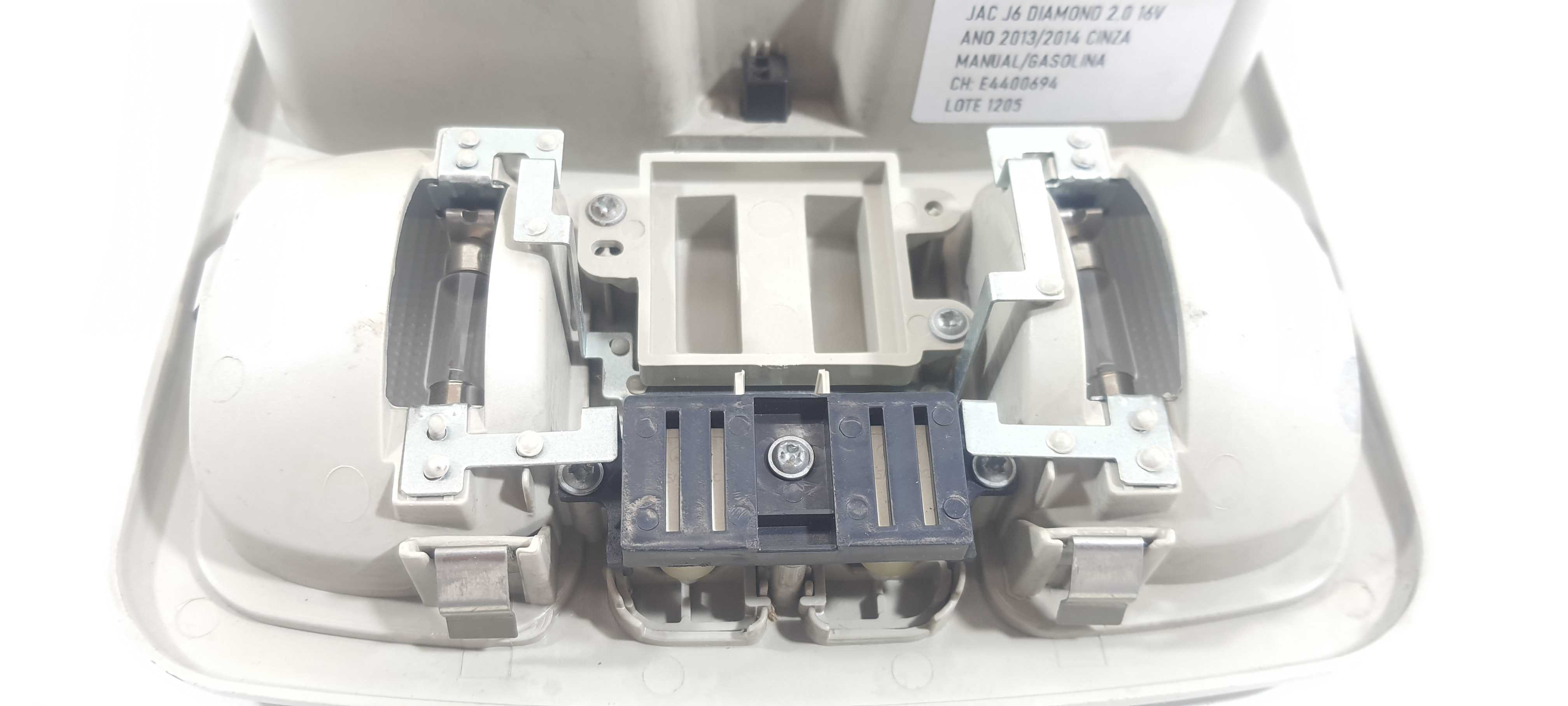 Luz De Teto Dianteiro Jac J6 2.0 2014 V1205 4