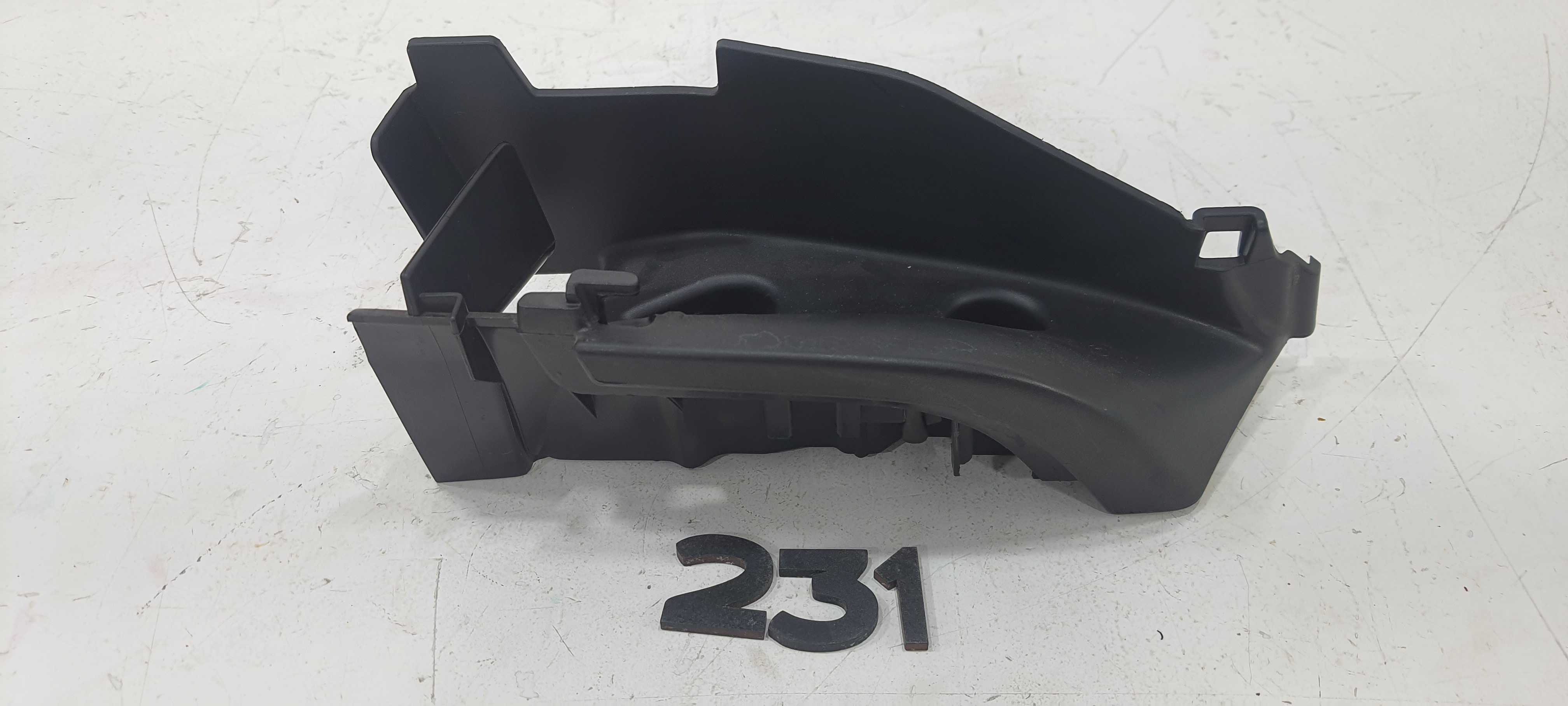 Acabamento Console Traseiro Esquerdo Evoque 2017 V2266 2