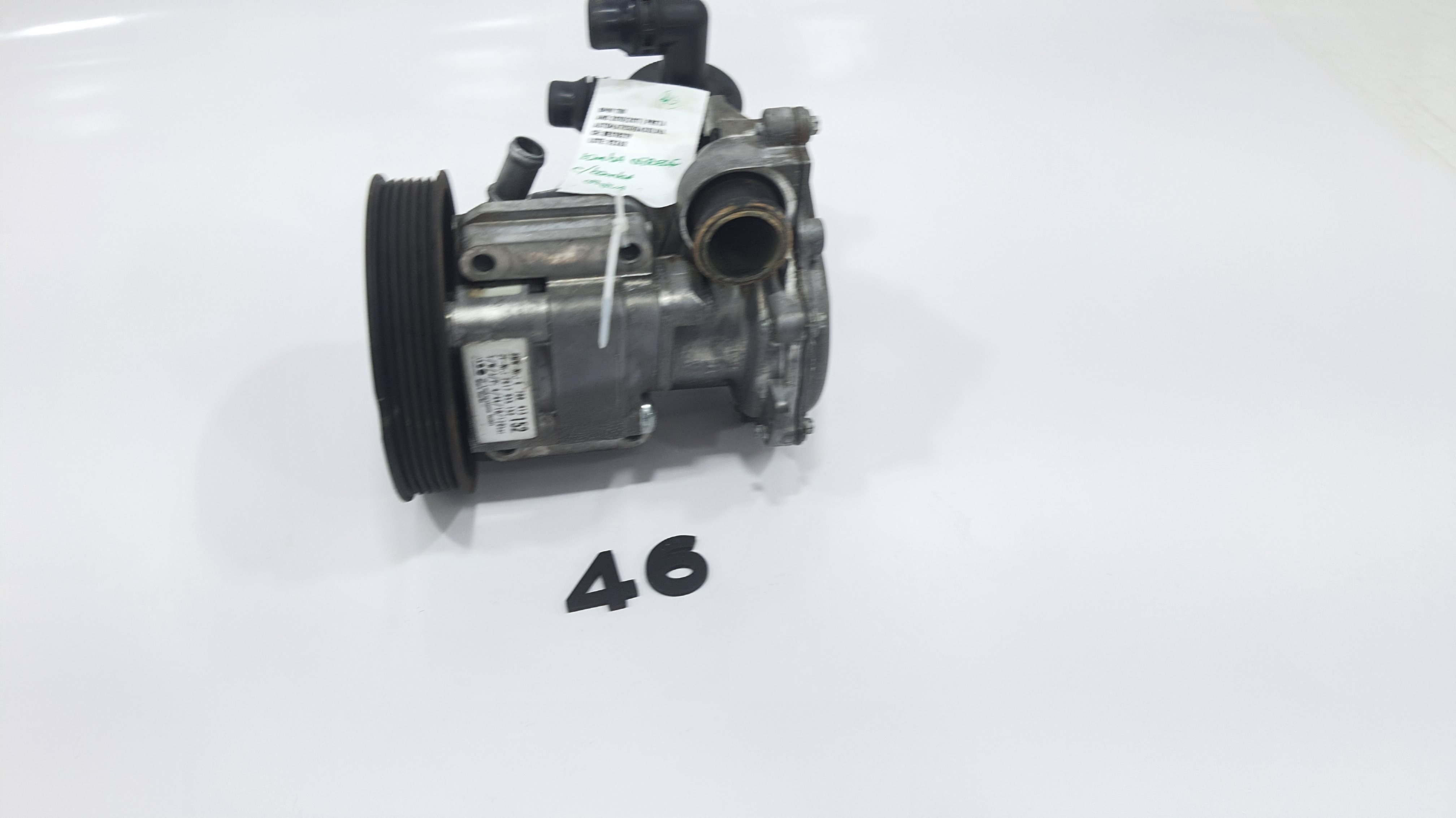Bomba De Agua  Bmw 118i Ano 2011 V2262 7