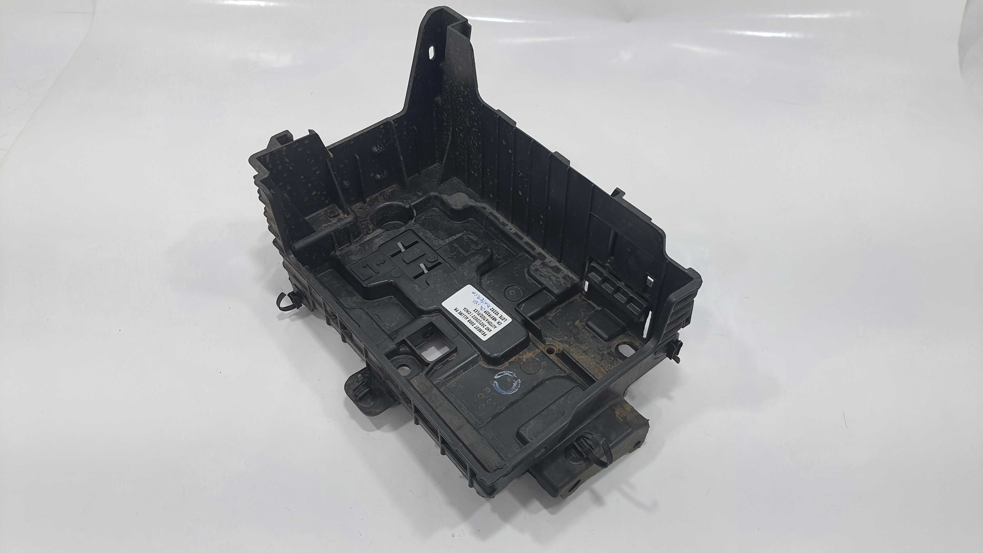 Caixa De Bateria Peugeot 2008 Ano 2022 V2252 Preto 3