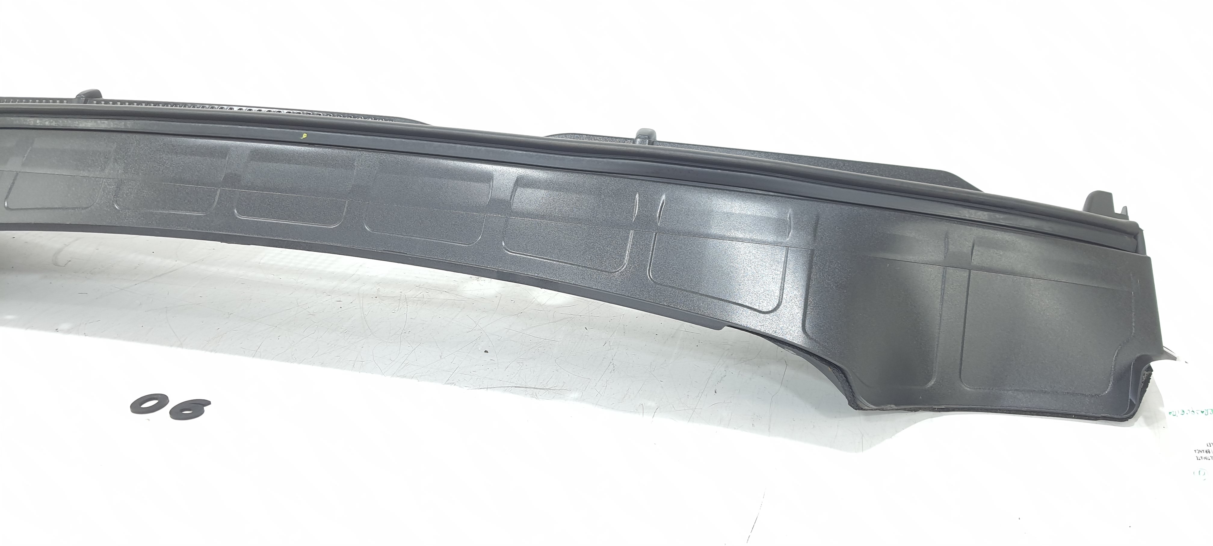 Churrasqueira Hyundai Creta Ultimate 2.0 2022 V2263 Preto Plástico Texturizado 6