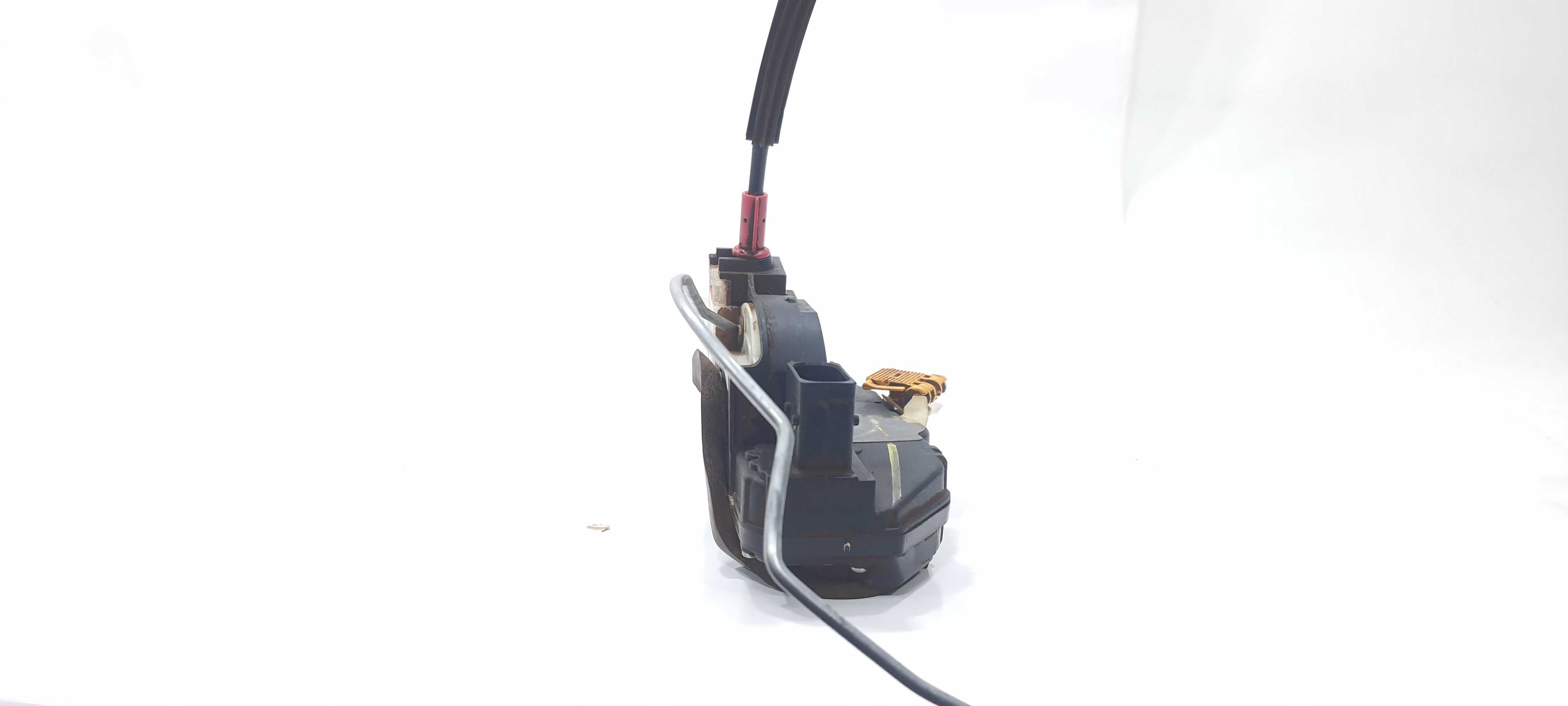 Fechadura Porta Dianteira Direita Chevrolet Sonic 2012 2