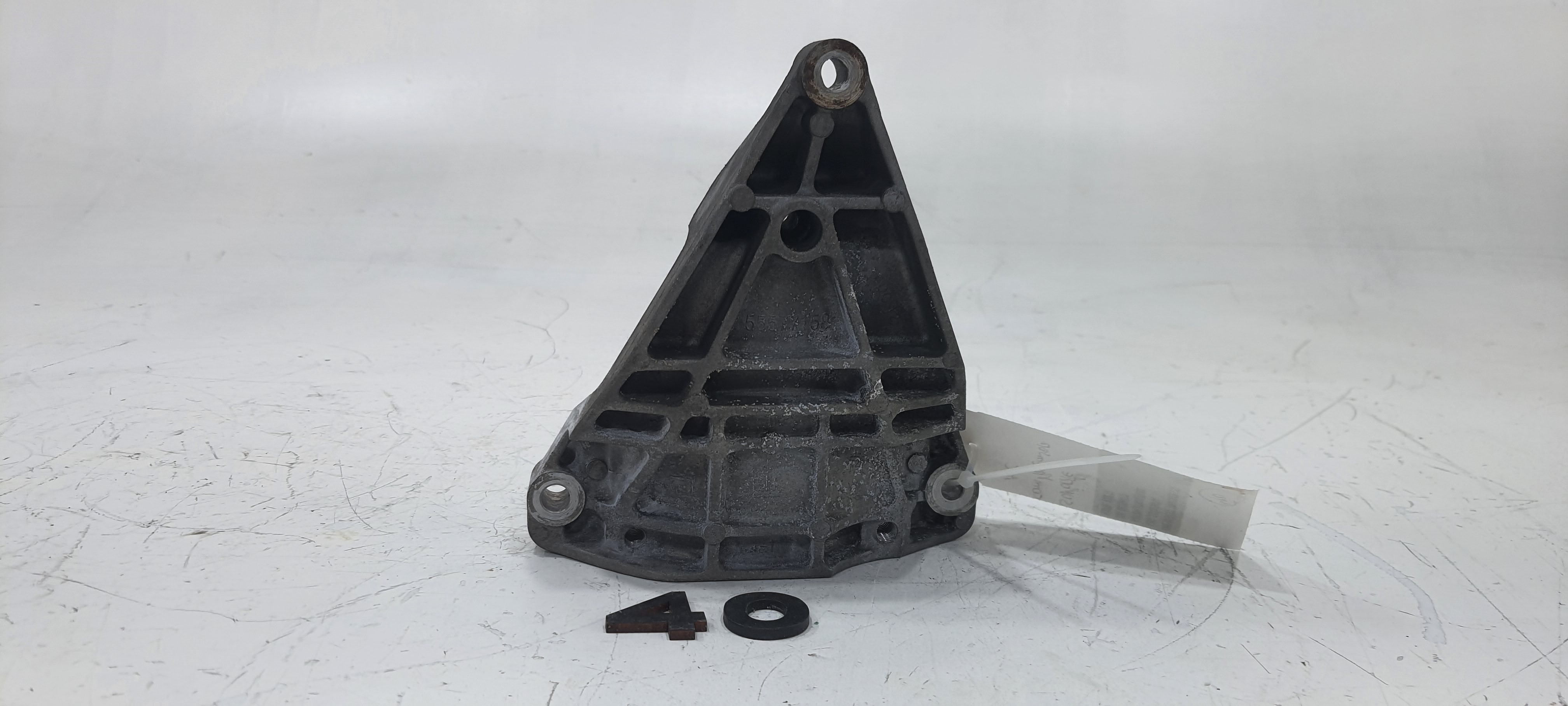 Suporte Compressor Ar Chevrolet Tracker Ltz 2014 V2270 4