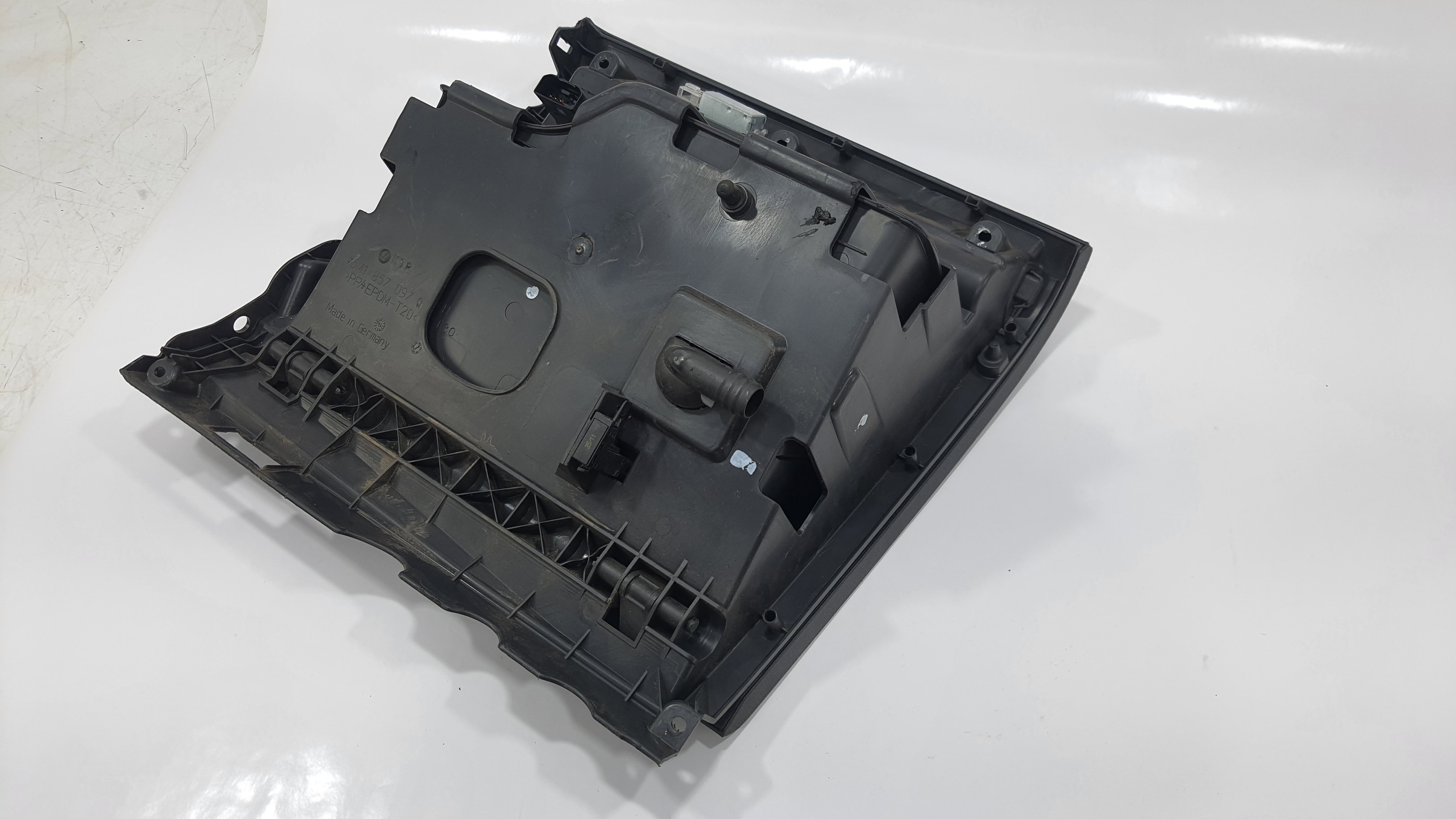 Porta Luvas Volkswagen Tiguan 2012 V2249 3