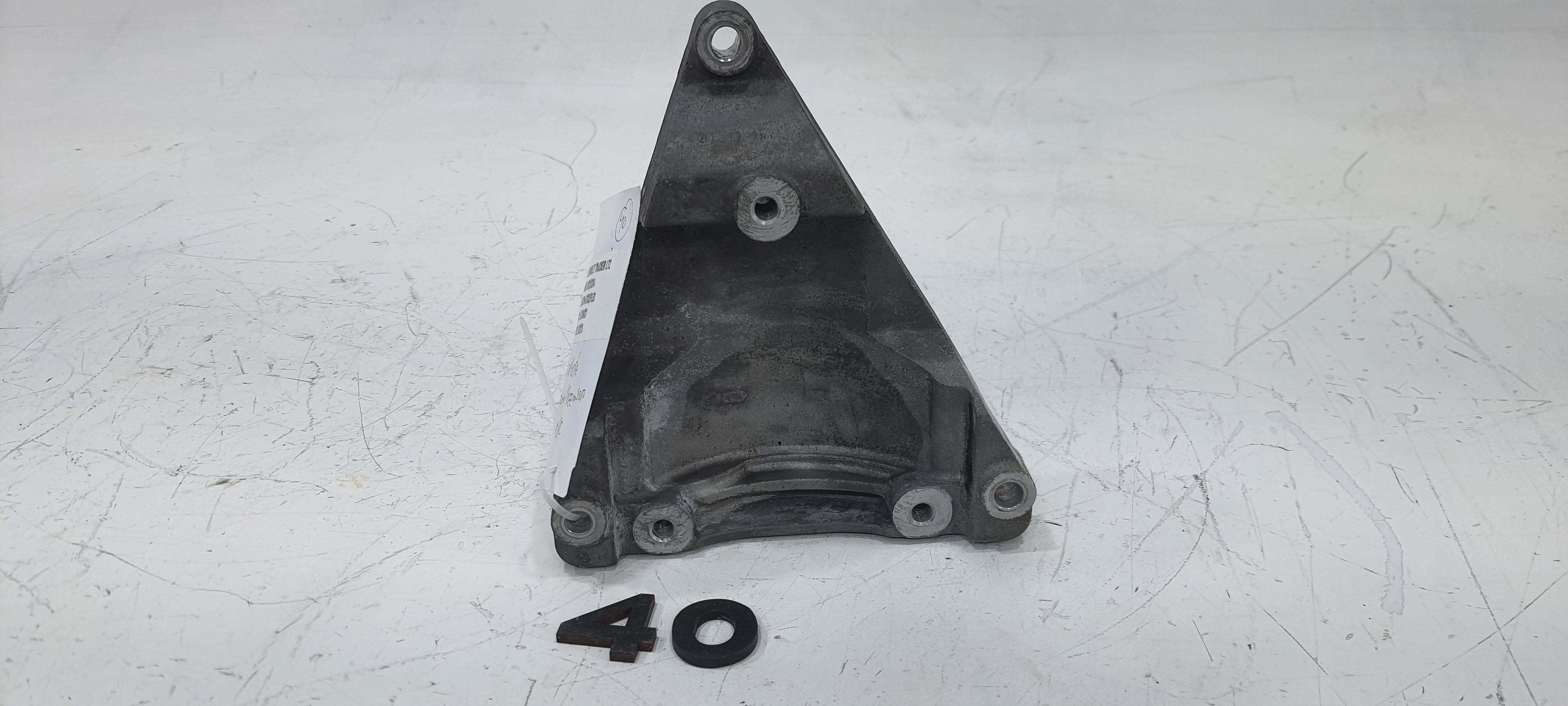 Suporte Compressor Ar Chevrolet Tracker Ltz 2014 V2270 3