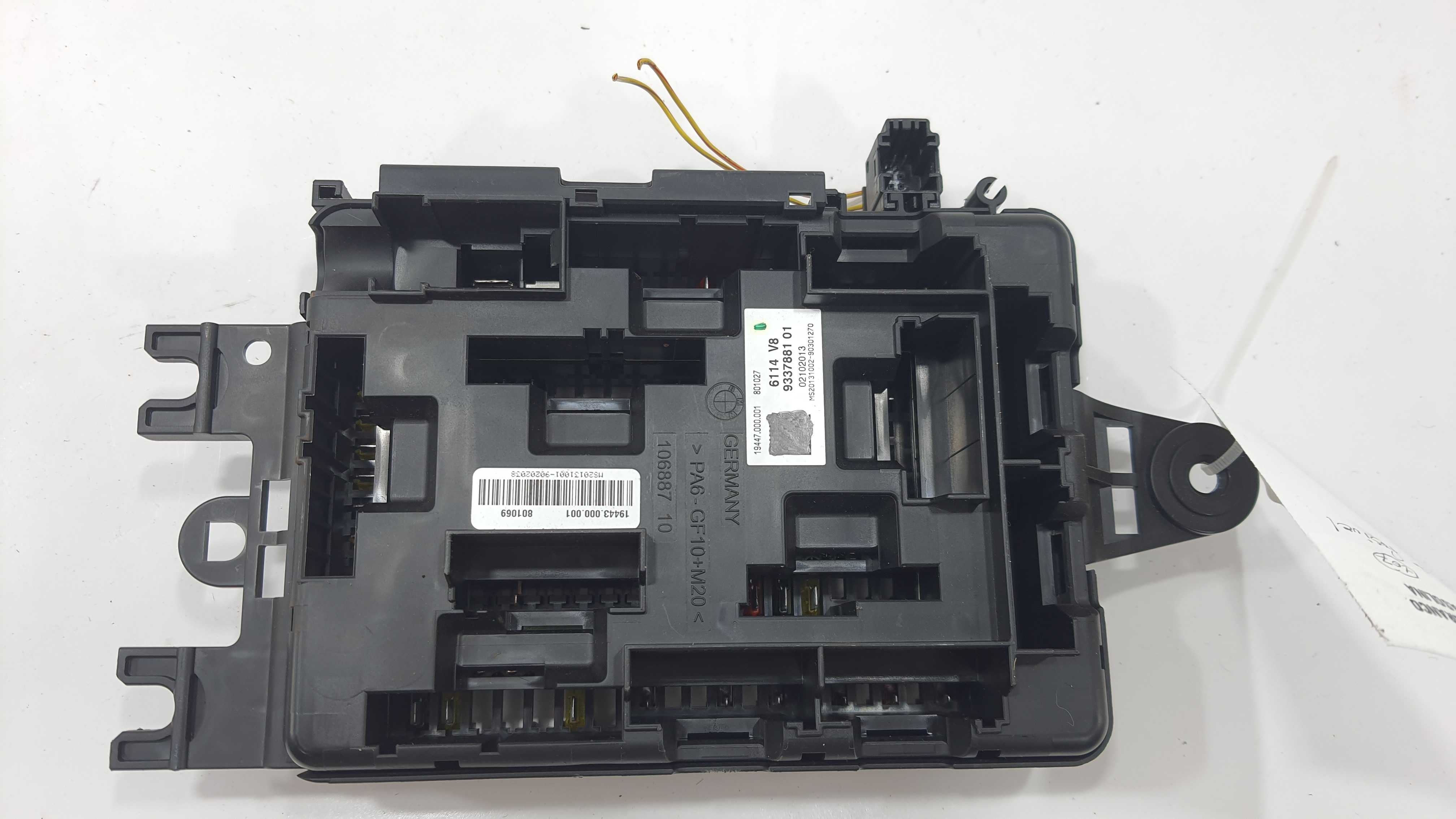 Caixa De Fusível Bmw 316i 1.6 2014 Tb V2277 3