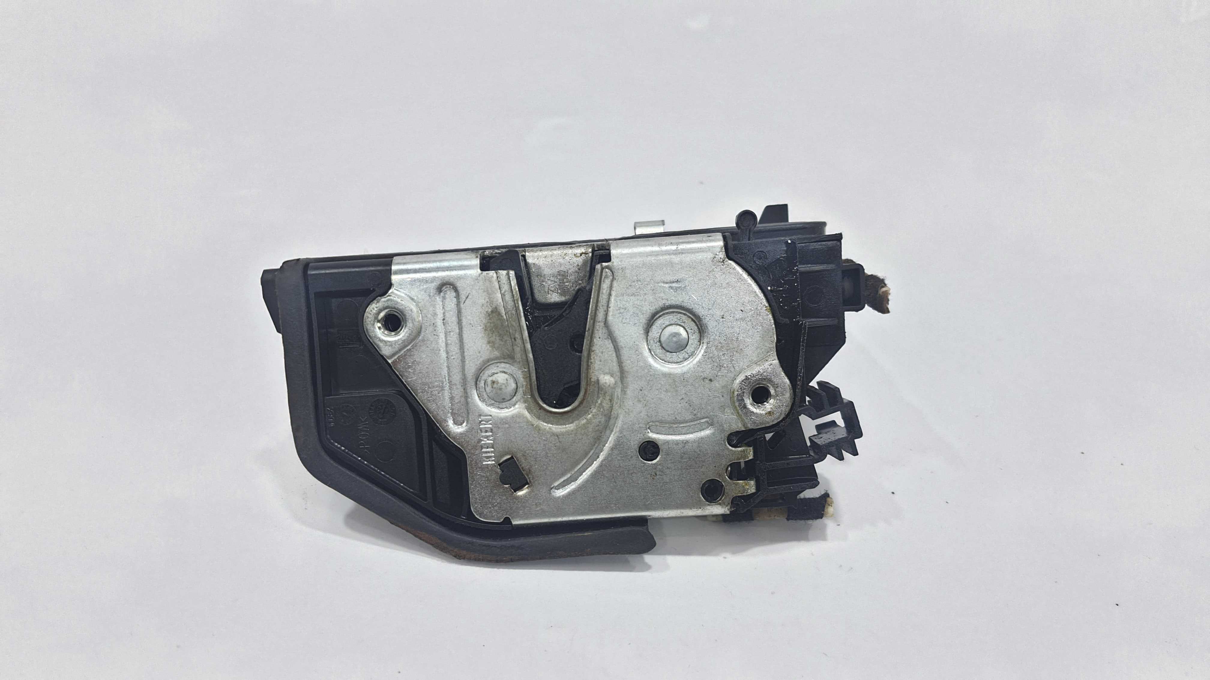Fechadura Traseira Esquerda Bmw 316i 1.6 2014 Tb V2277 4
