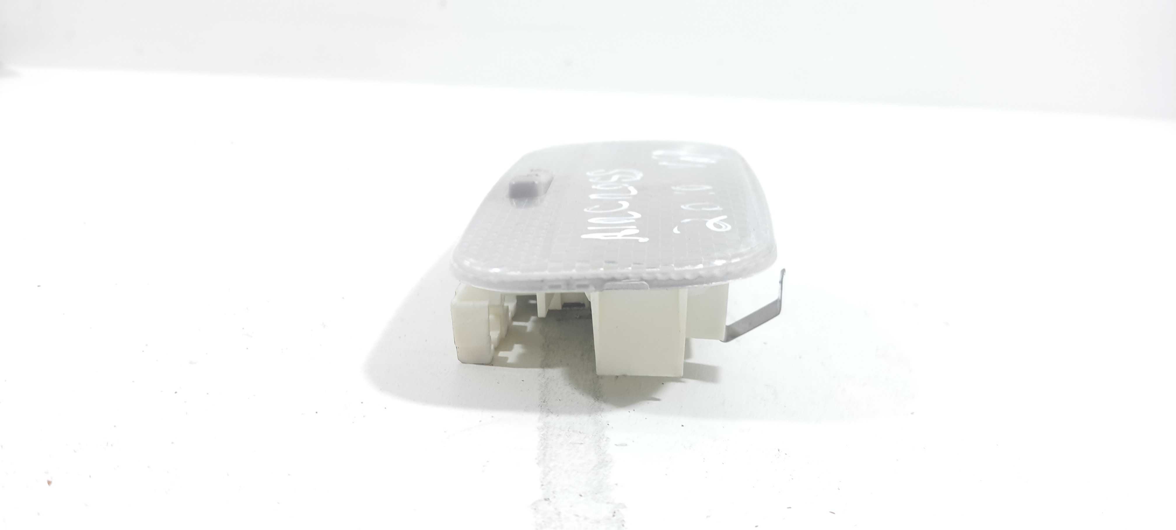 Luz De Teto Central Citroen Aircross 2011 V69 4