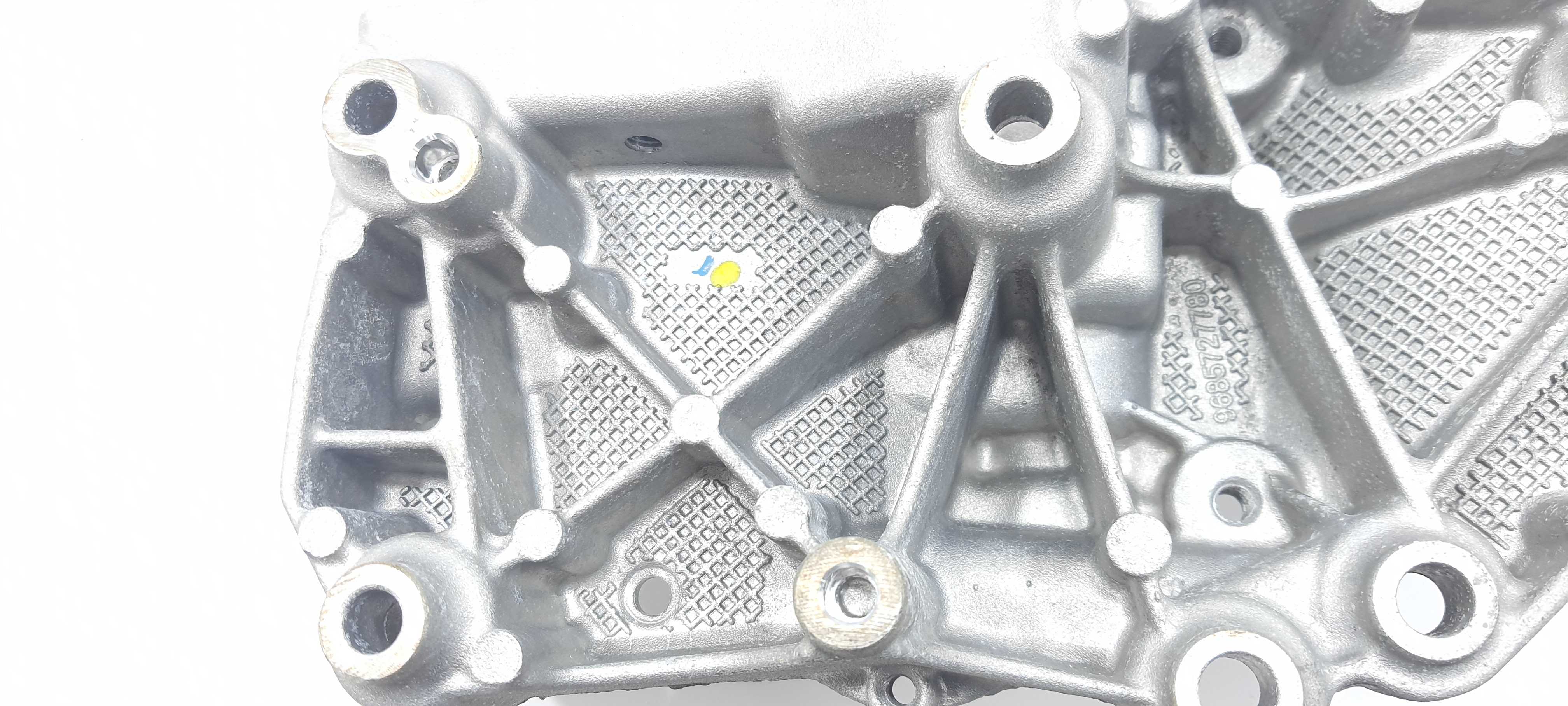 Suporte Alternador Citroen C3 Exclusive 1.6 17 V2278 6
