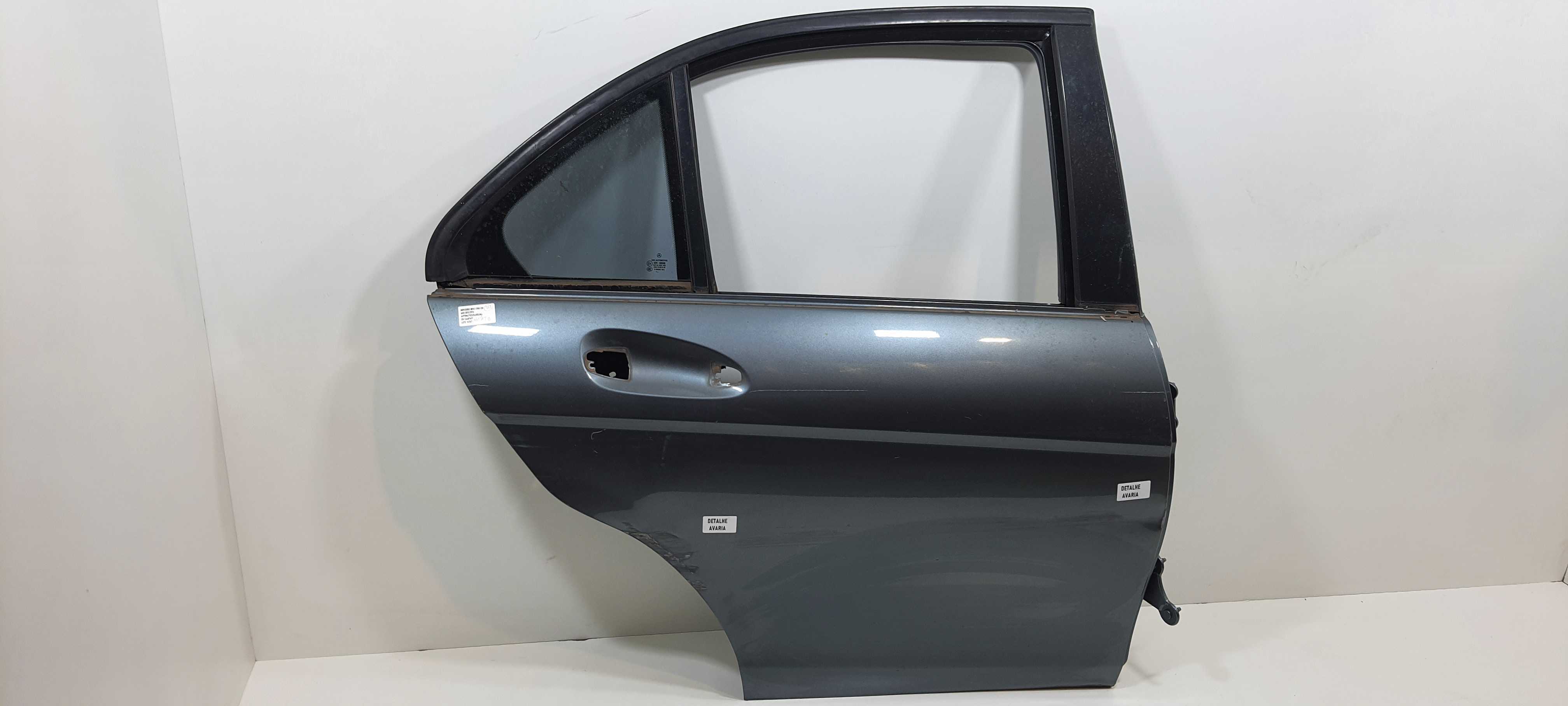 Porta Traseira Direita Detalhe Mercedes C180 2012 V2267 2