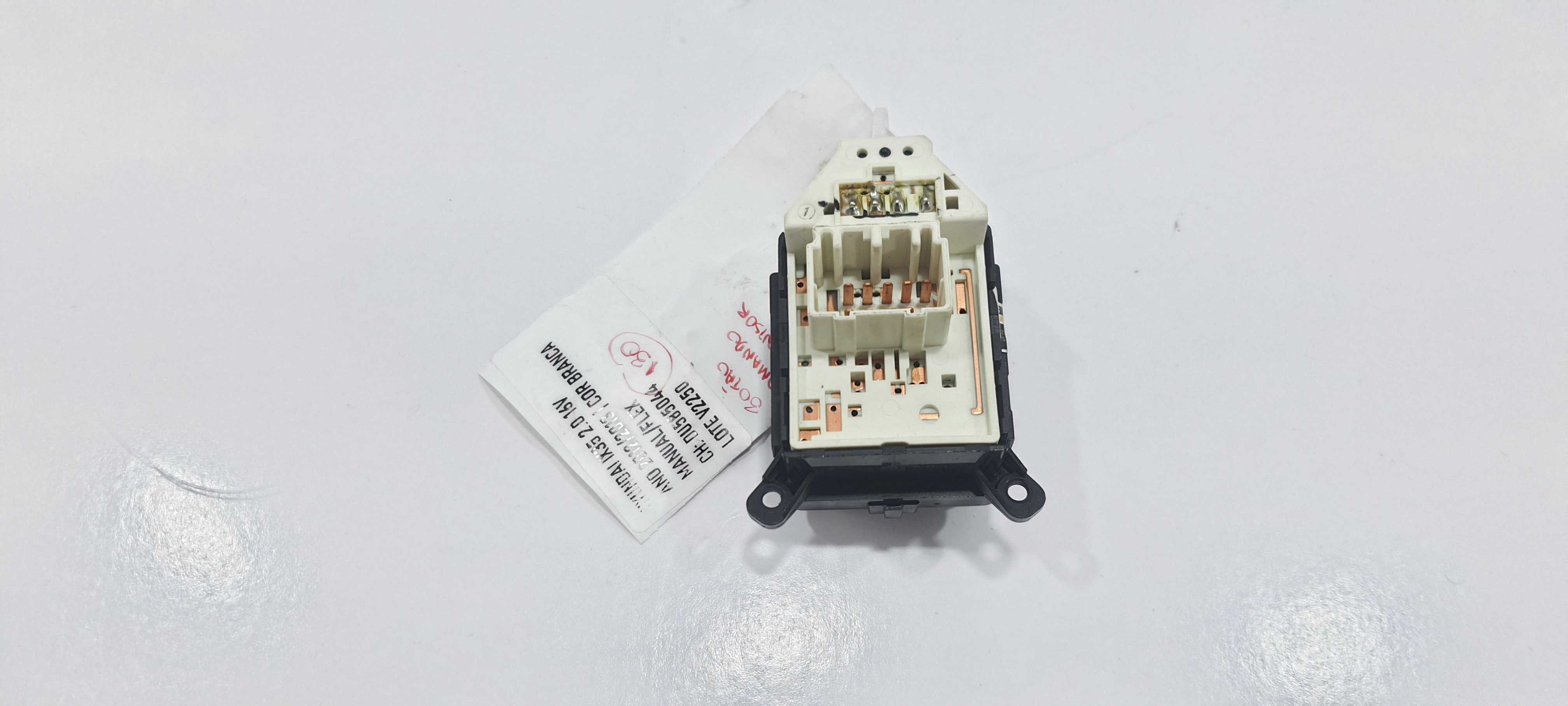 Botão Comando Retrovisor Ix35 2013 V2250 6