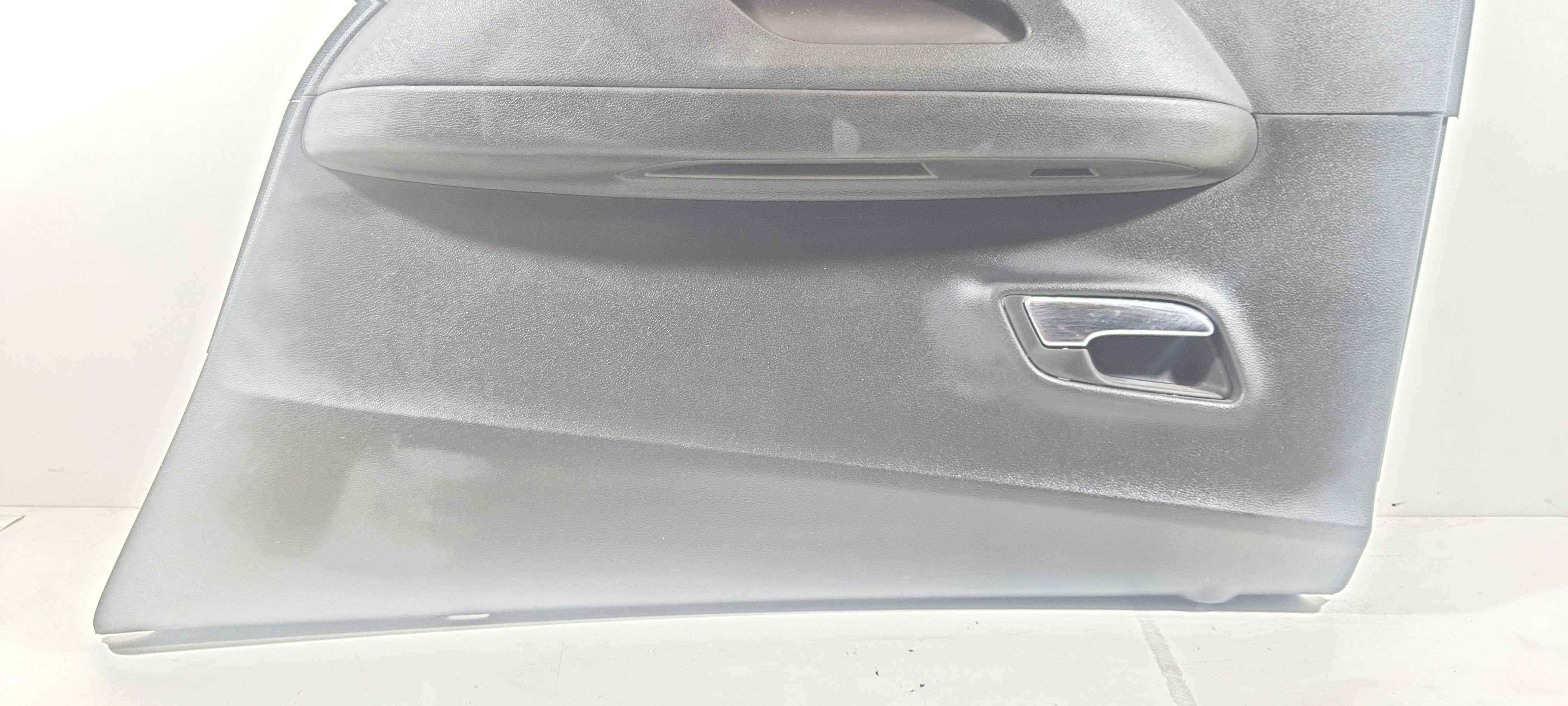 Forro Porta Traseira Direita Chevrolet Tracker 2014 V1109 Preto 4