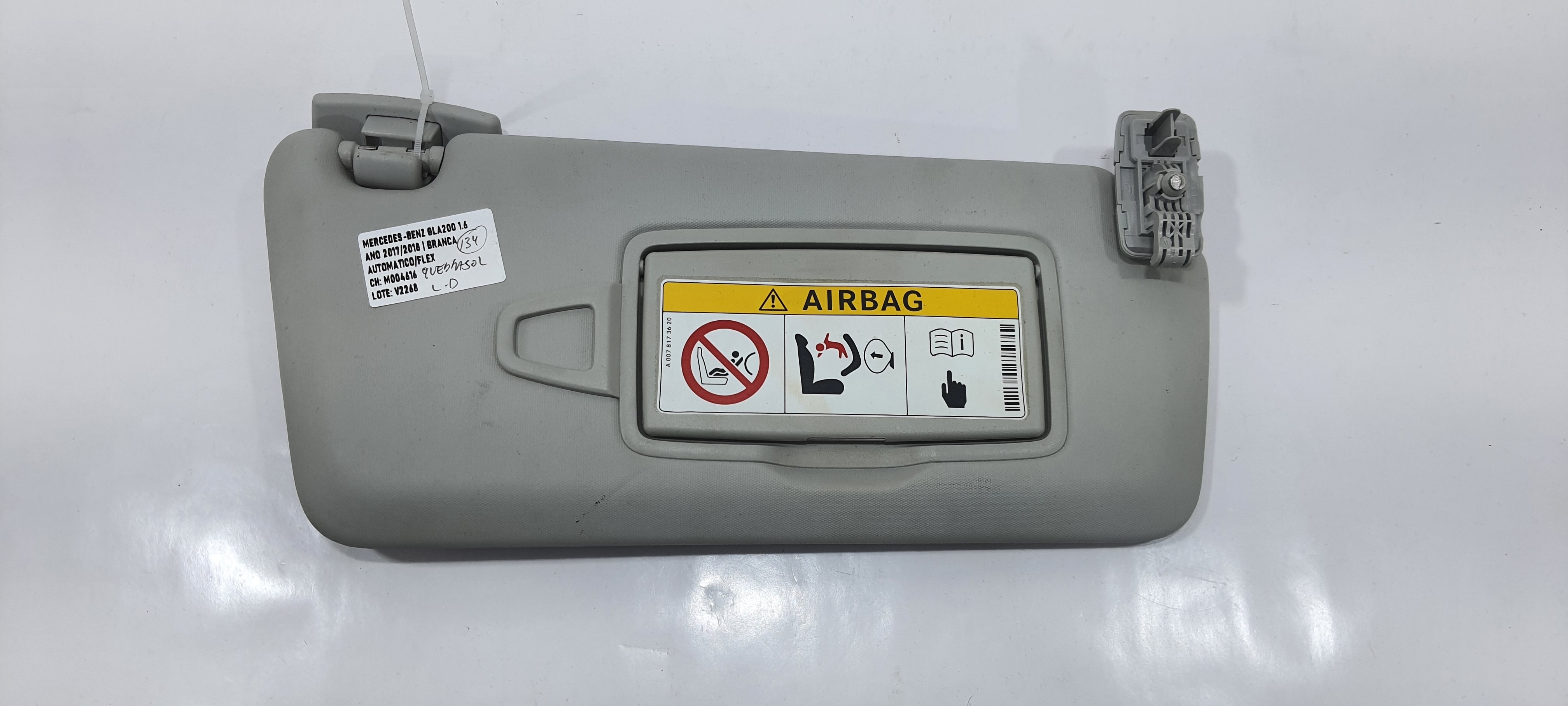 Quebrasol Lado Direito Mercedes Gla 200 1.6 2018 V2268