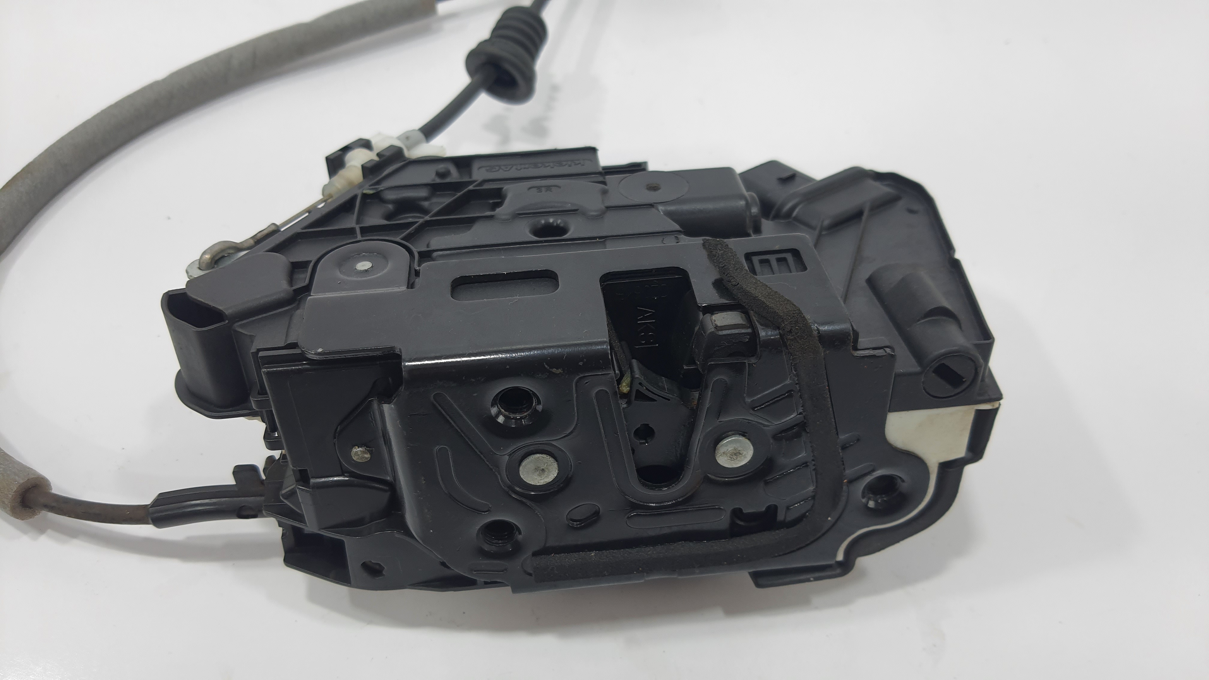 Fechadura Dianteira Direita Volkswagen Tiguan 2012 V2249 4