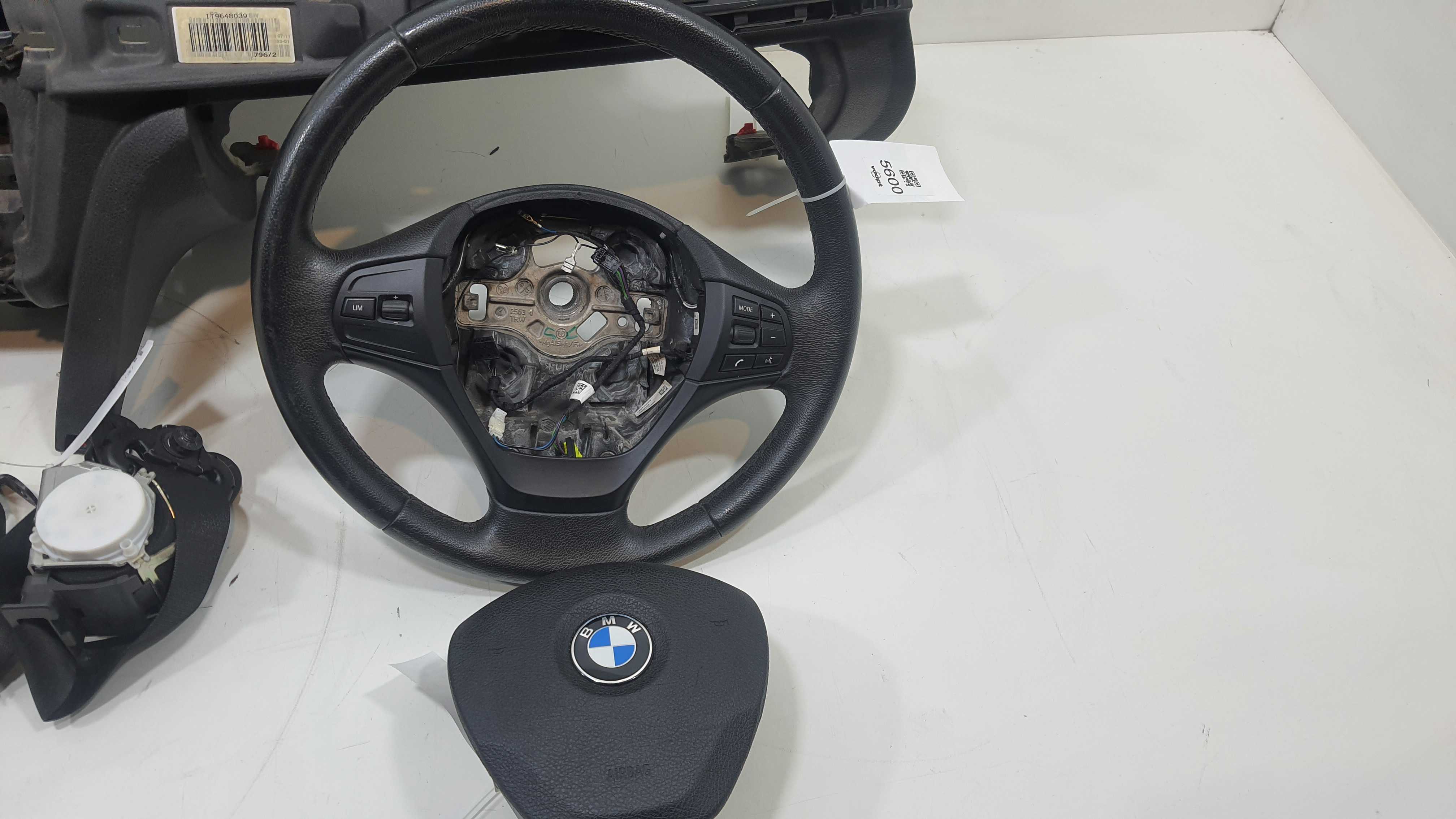 Painel  Volante Bmw 316i 1.6 2014 Tb V2277 Preto 2