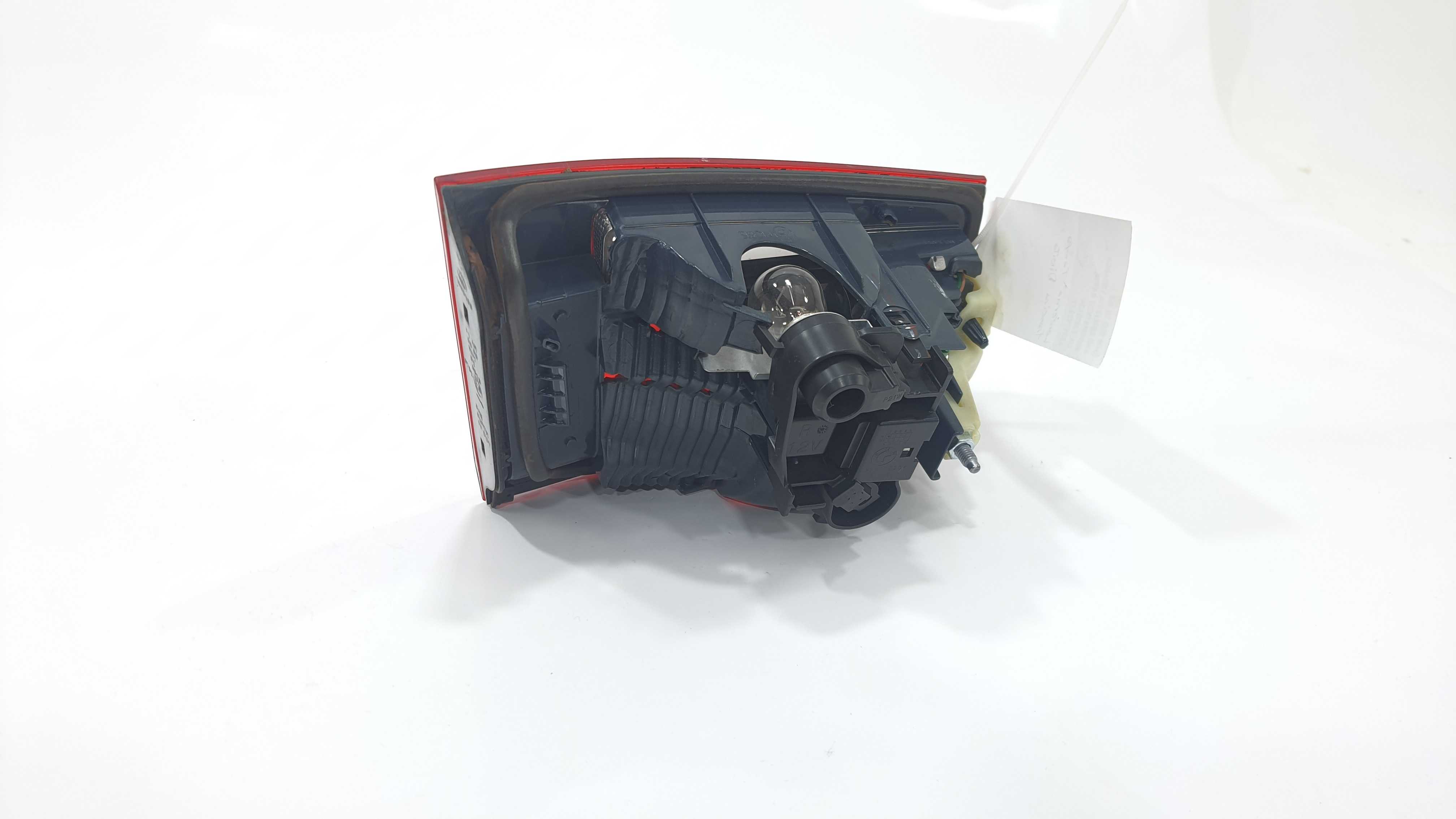 Lanterna Tampa Traseira Direita Bmw 316i 1.6 2014 Tb V2277  Direito/passageiro 4