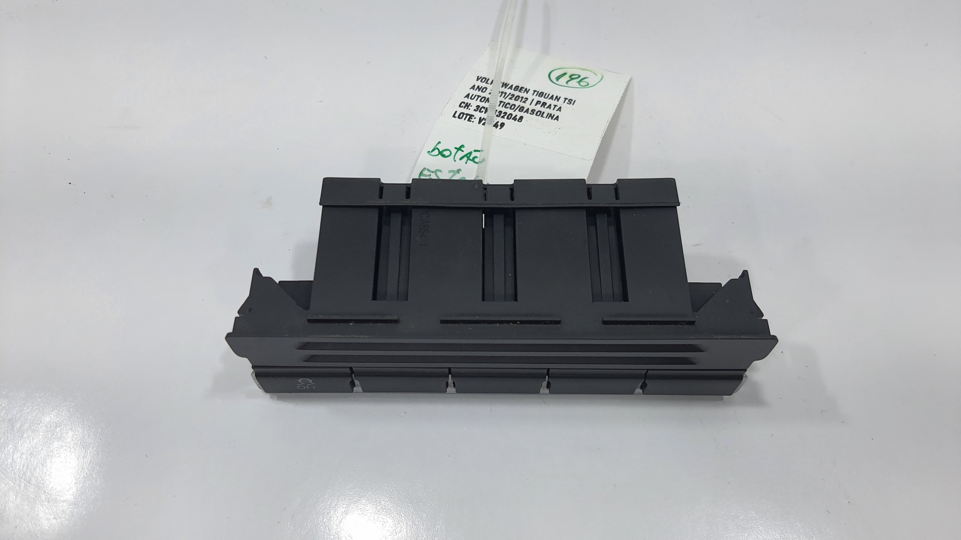 Botão Estabilidade Volkswagen Tiguan 2012 V2249 5