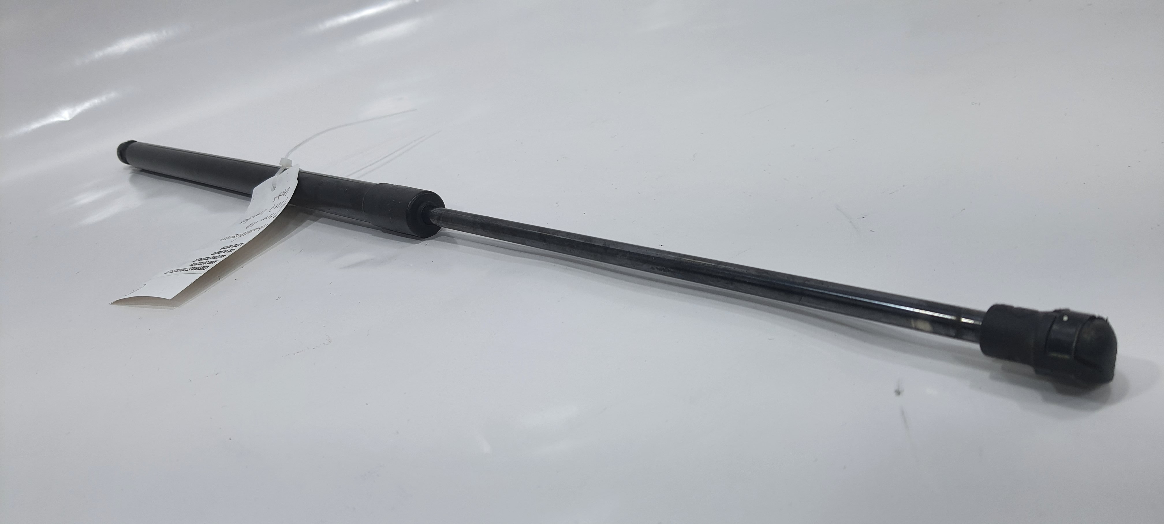Amortecedor Tampa Traseira Tracker Ltz 2014 V2270 4