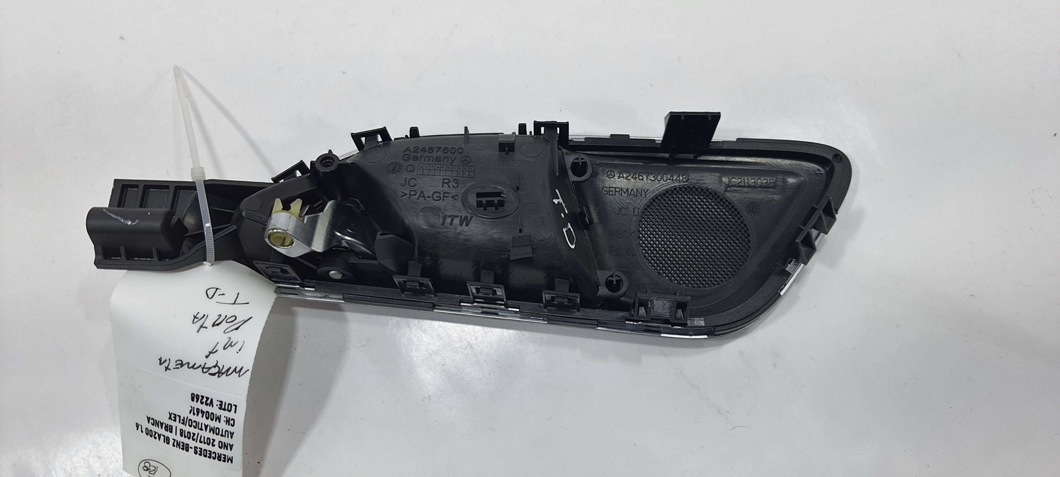 Maçaneta Porta Traseira Direita Mercedes Gla 200 2018 V2268 Traseira 5