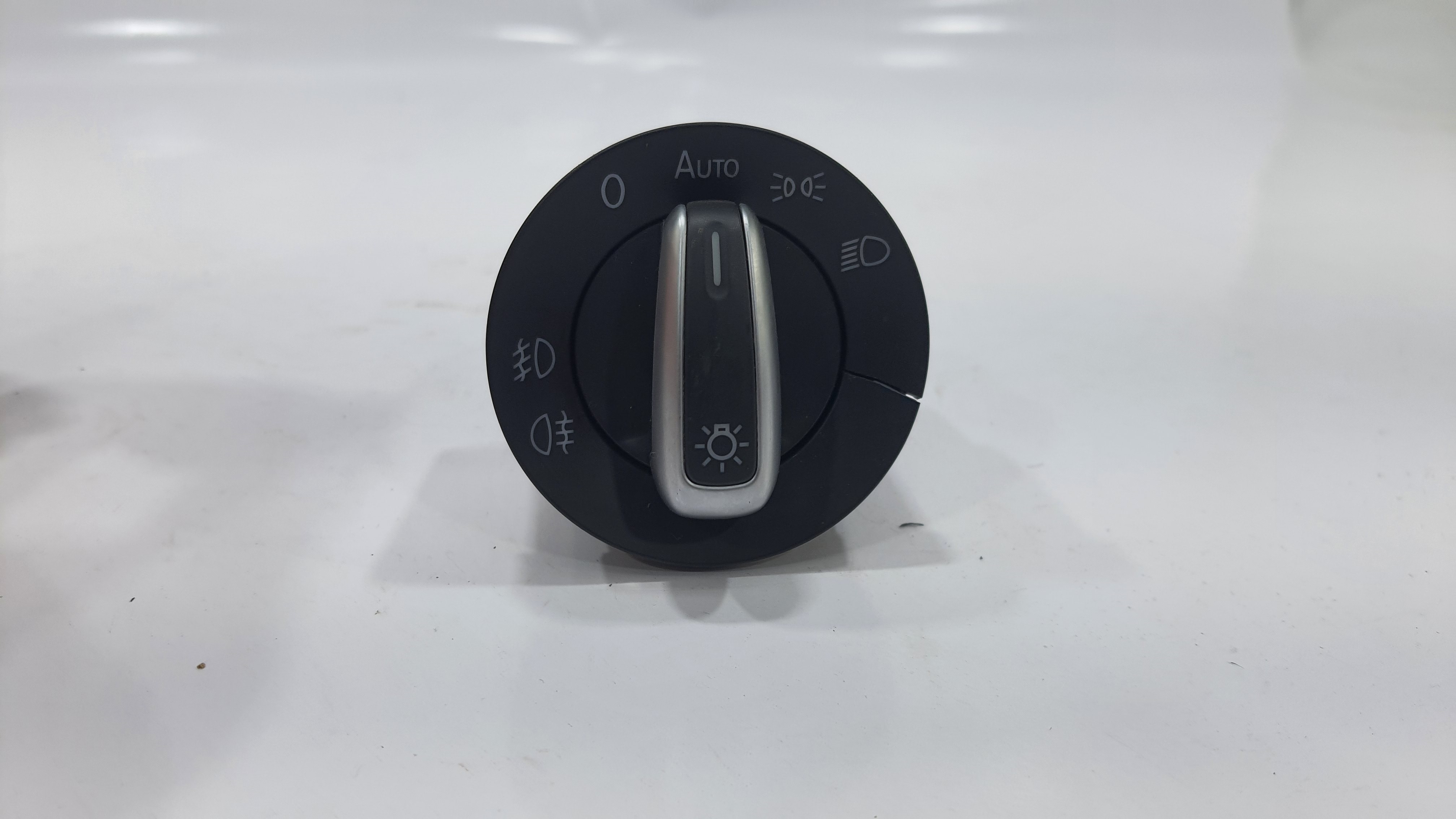Botão Farol Com Detalhe Volkswagen Tiguan 2012 V2249 4