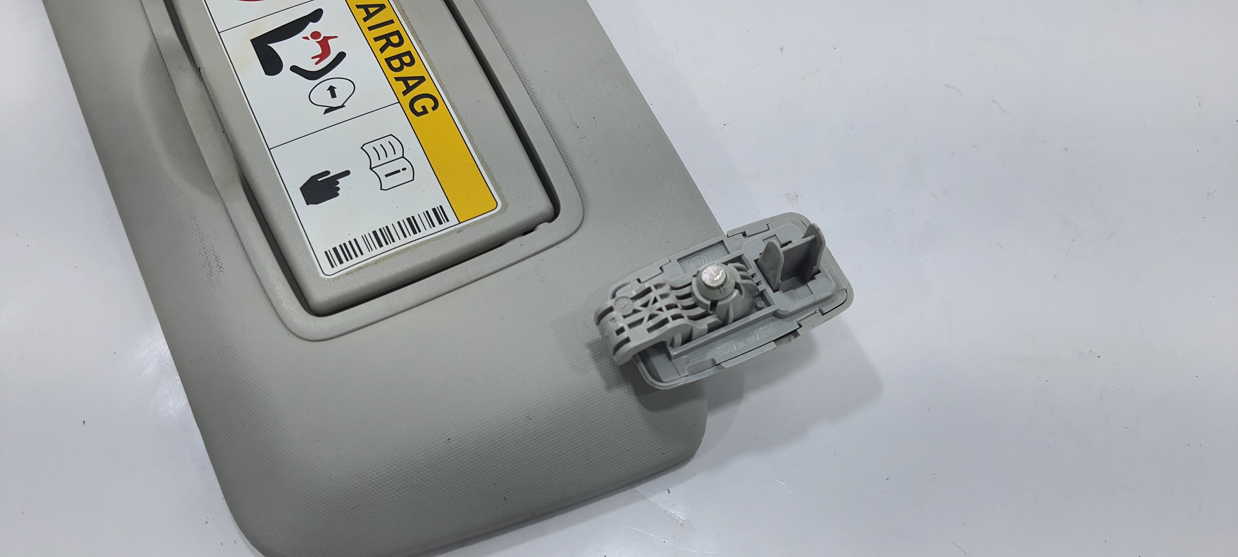 Quebrasol Lado Direito Mercedes Gla 200 1.6 2018 V2268 3