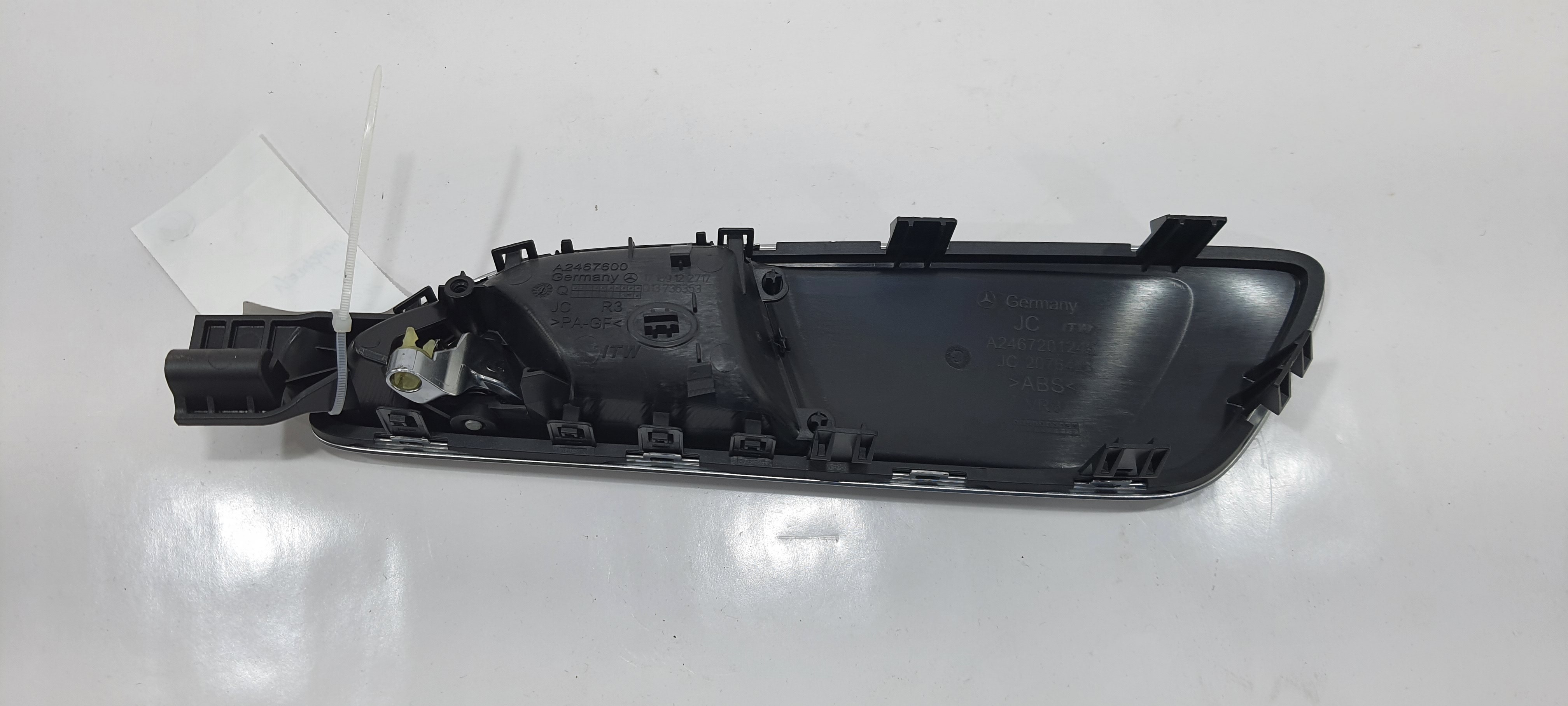 Maçaneta Porta Dianteira Direita Mercedes Gla 200 2018 V2268 Dianteira 4