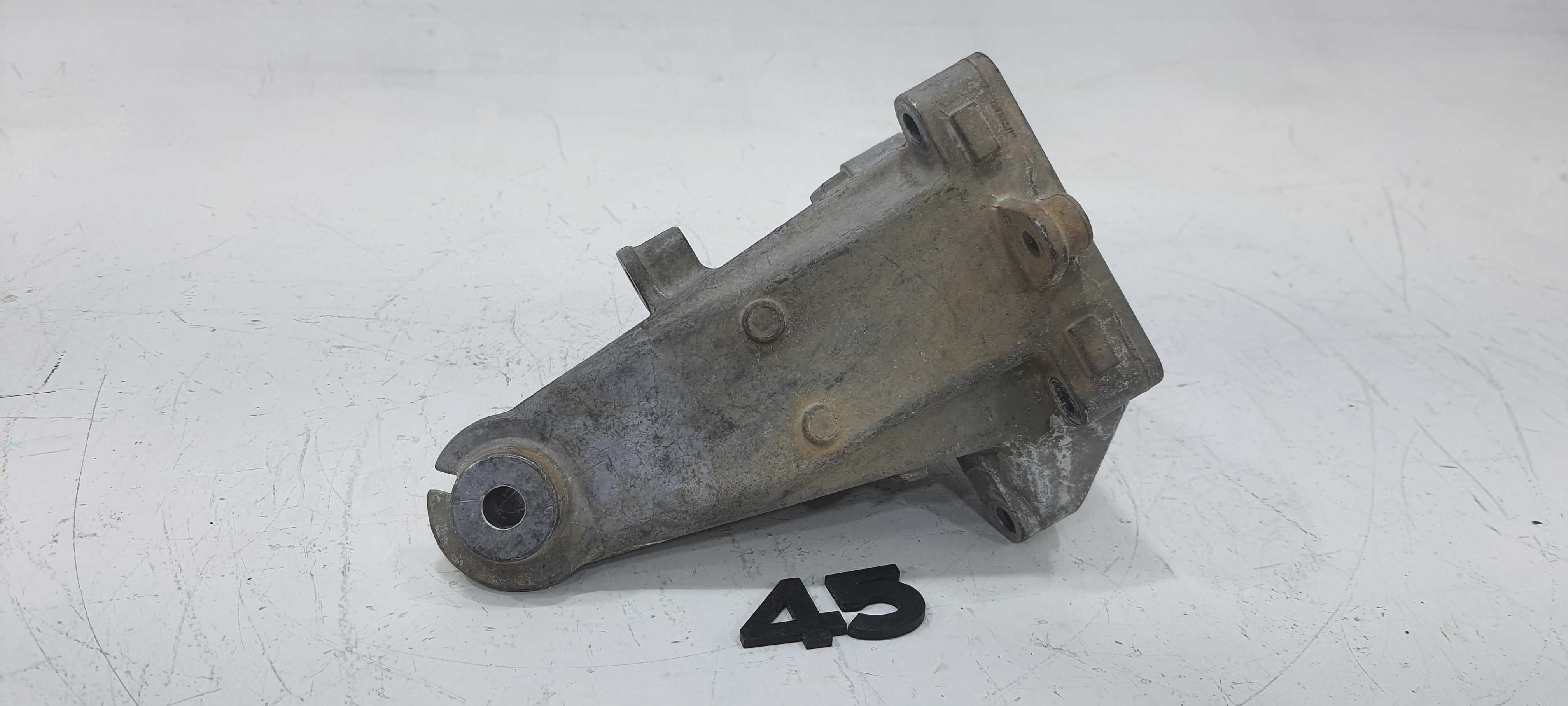 Suporte Coxim Motor Esquerdo Mercedes-benz C180 2012 V2267 5