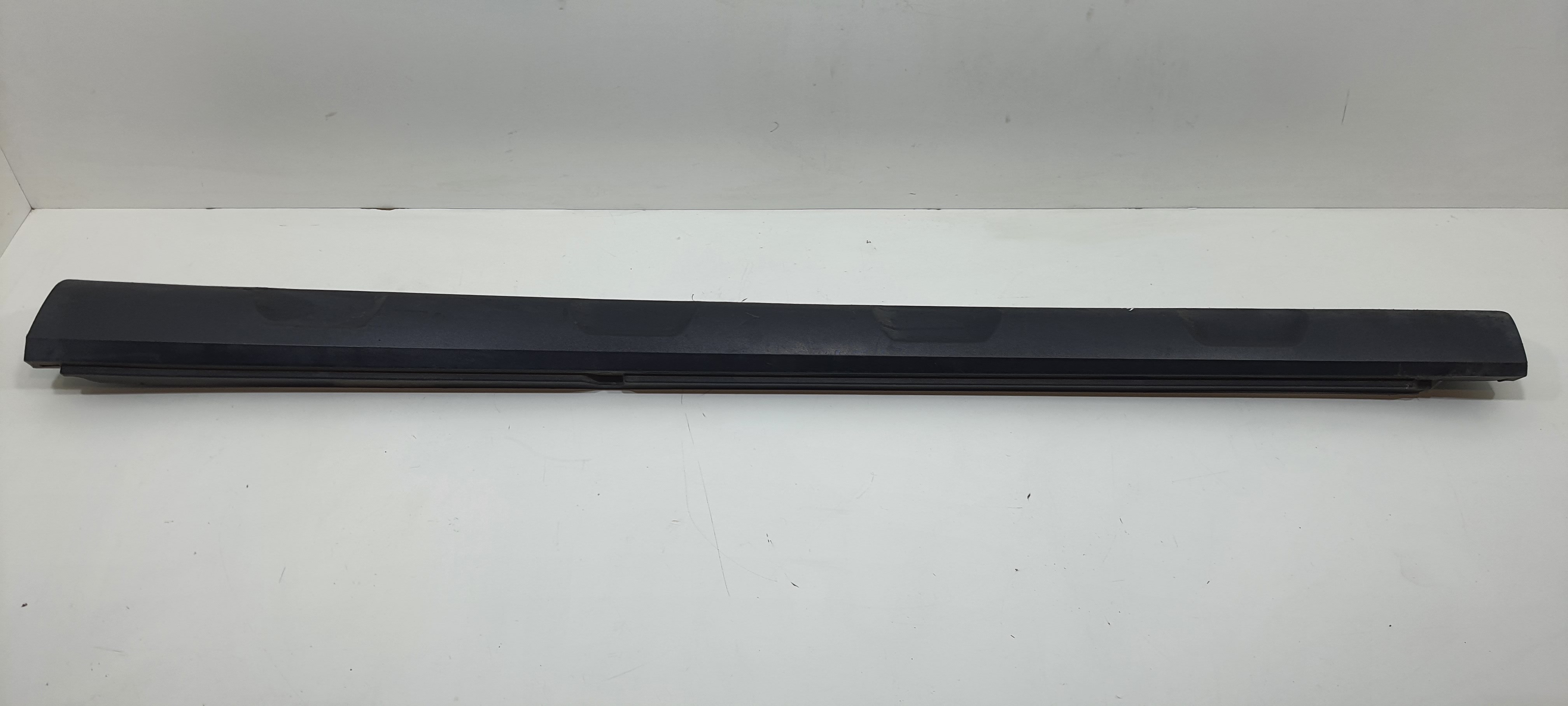 Spoiler Lado Esquerdo Mercedes Gla 200 1.6 2018 V2268 2