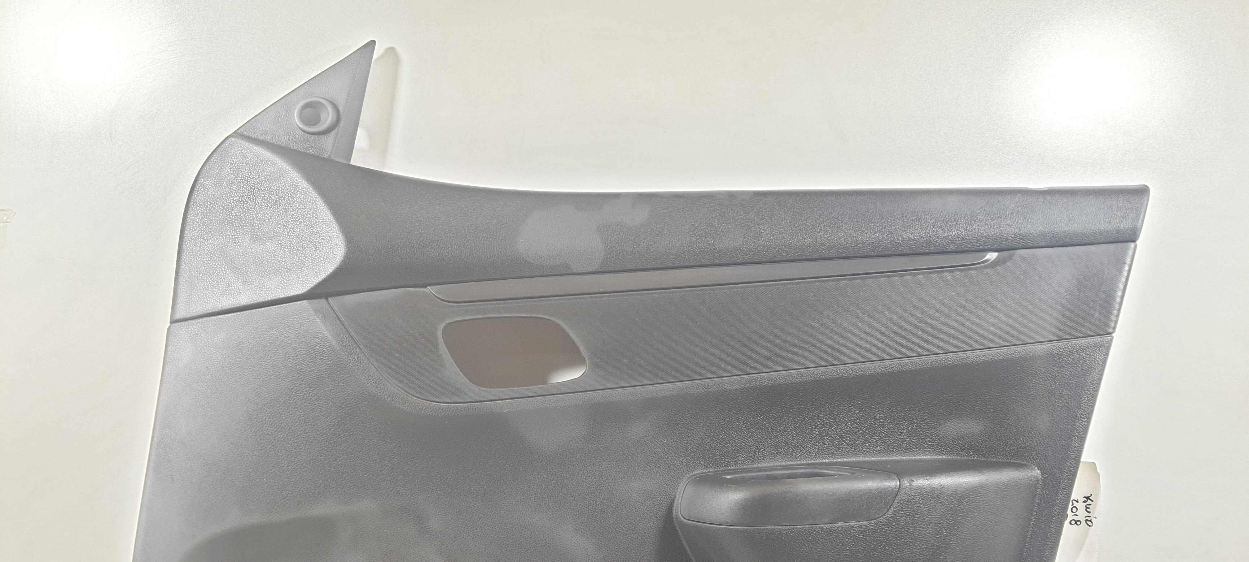 Forro Porta Dianteira Direita Renault Kwid 2018 V1091 Preta 4