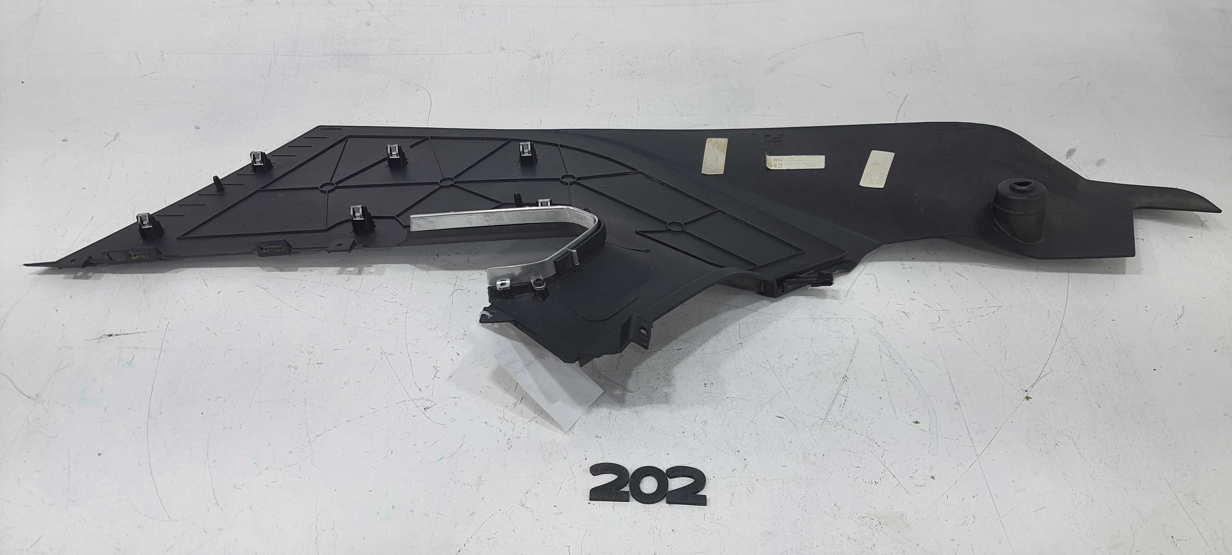 Comprimento Lateral Console Lado Direito Evoque 2017 V2266 5