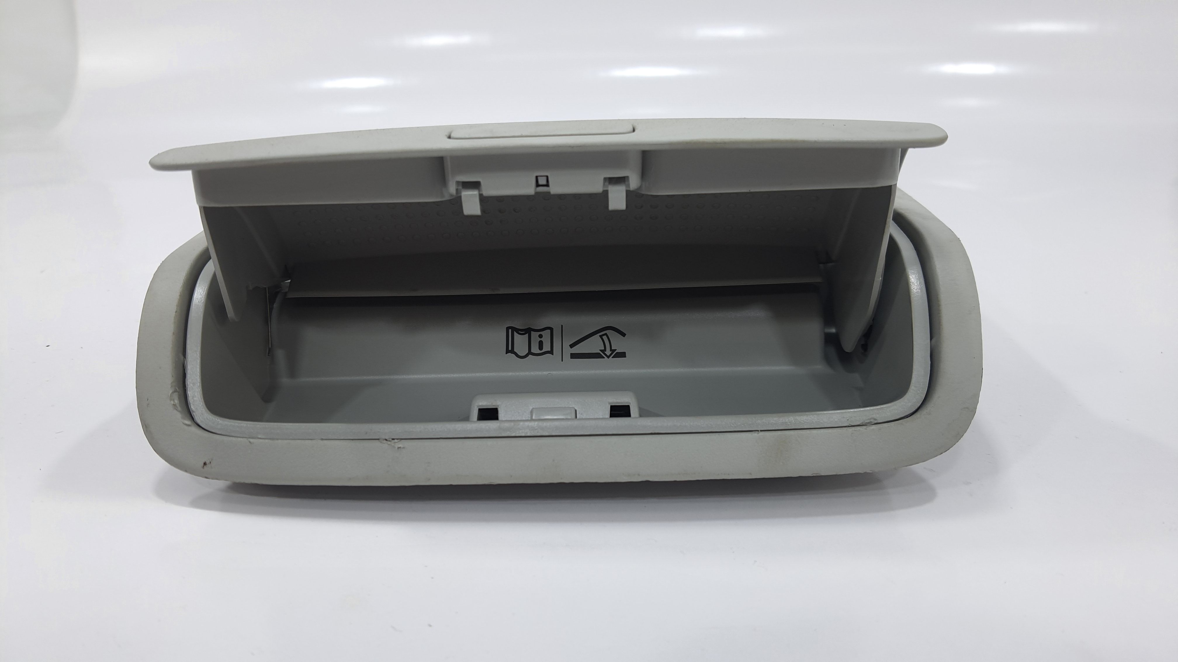 Luz De Teto Volkswagen Tiguan 2012 V2249 2