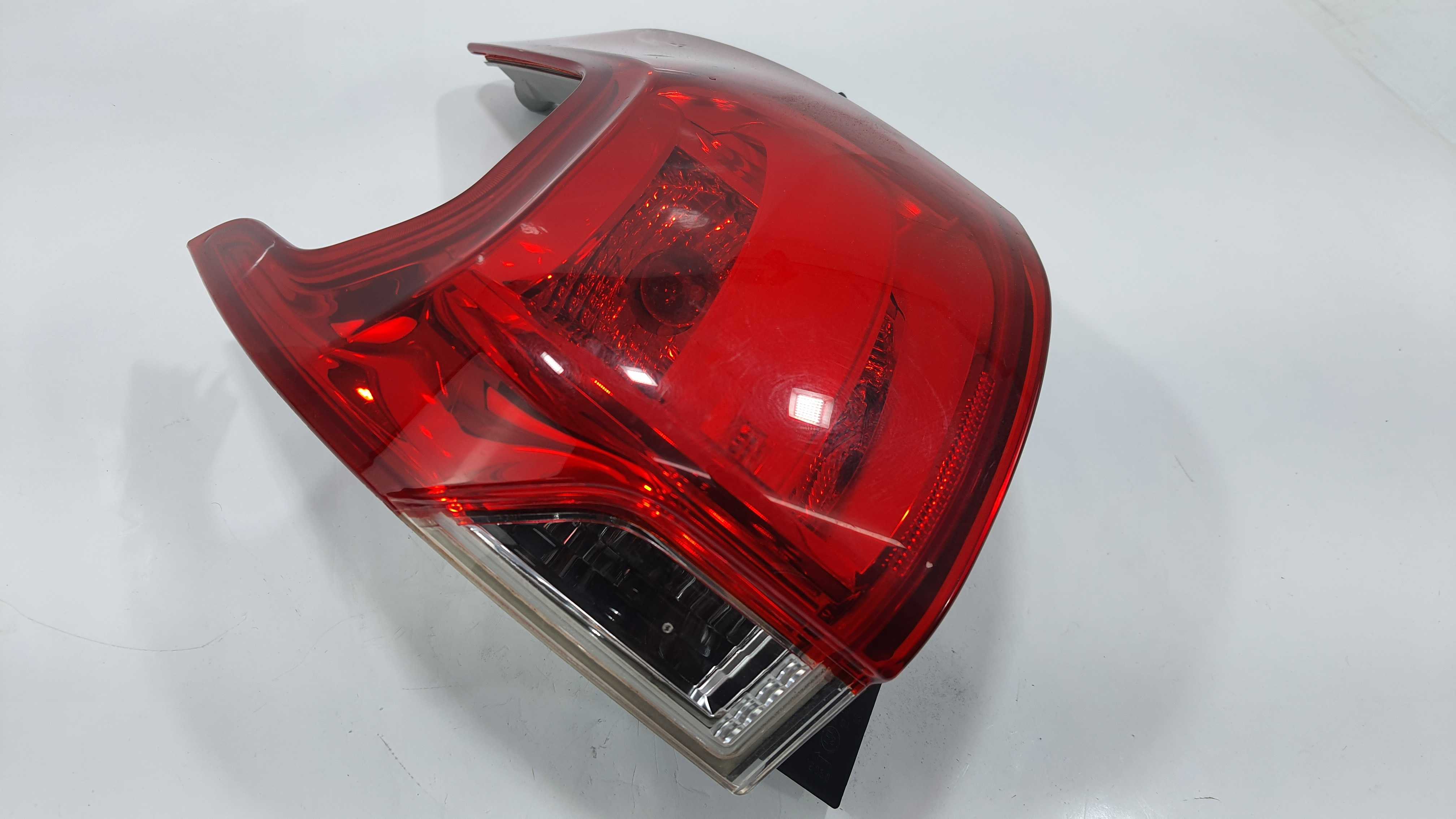 Lanterna Lado Esquerdo Peugeot 2008 Ano 2022 V2252 2