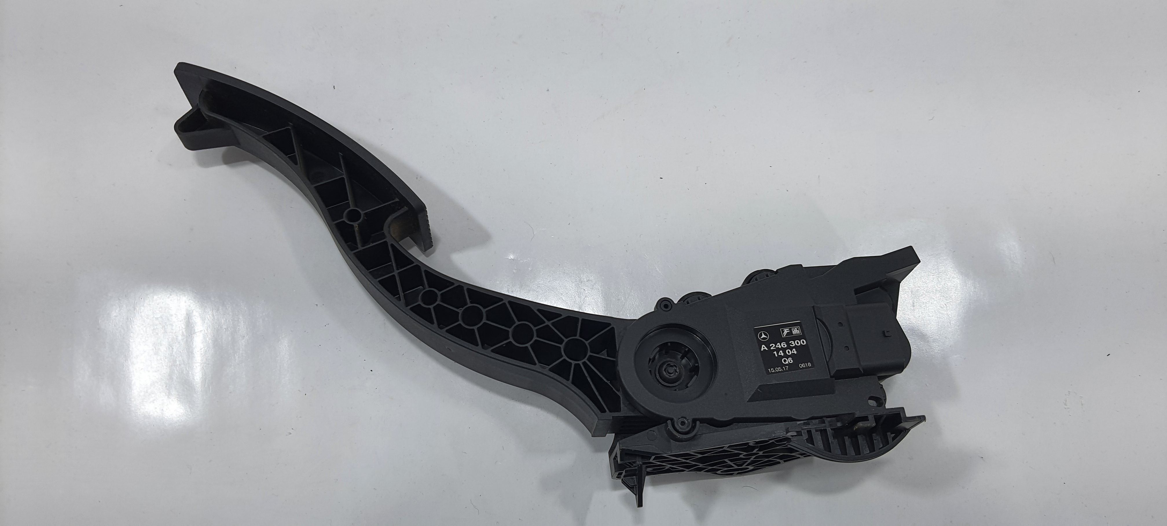 Pedal Acelerador Mercedes Gla 200 1.6 2018 V2268 3