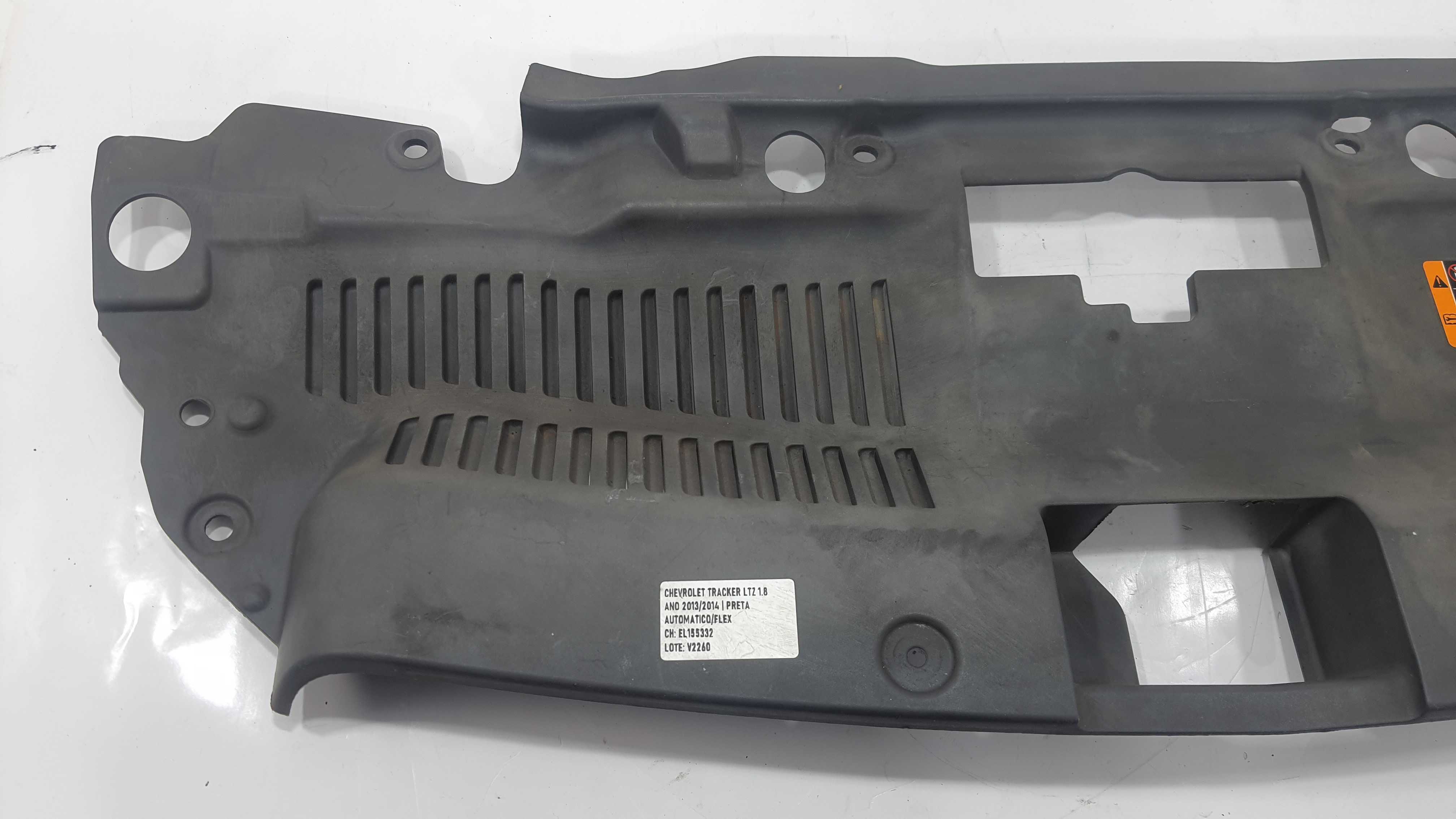 Acabamento Painel Frontal Tracker Ltz 1.8 2014 V2260 2