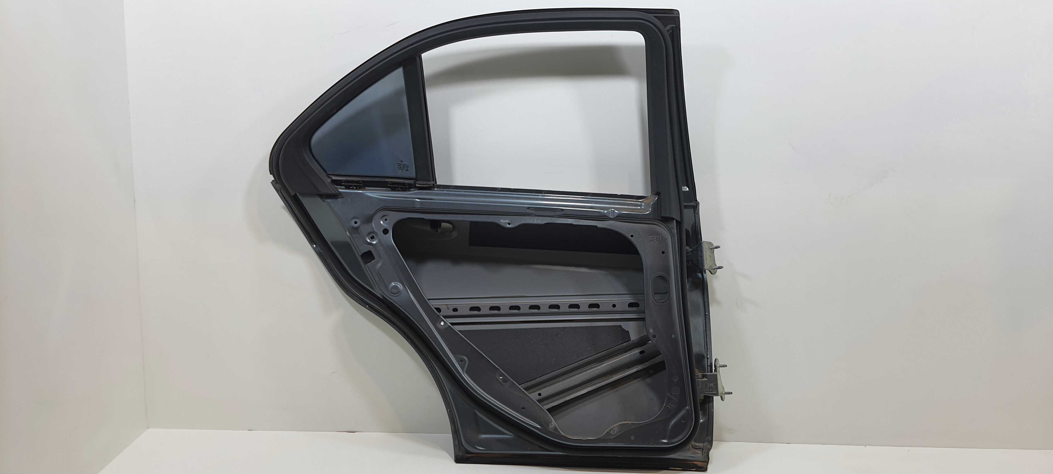 Porta Traseira Esquerda Mercedes-benz C180 2012 V2267 4