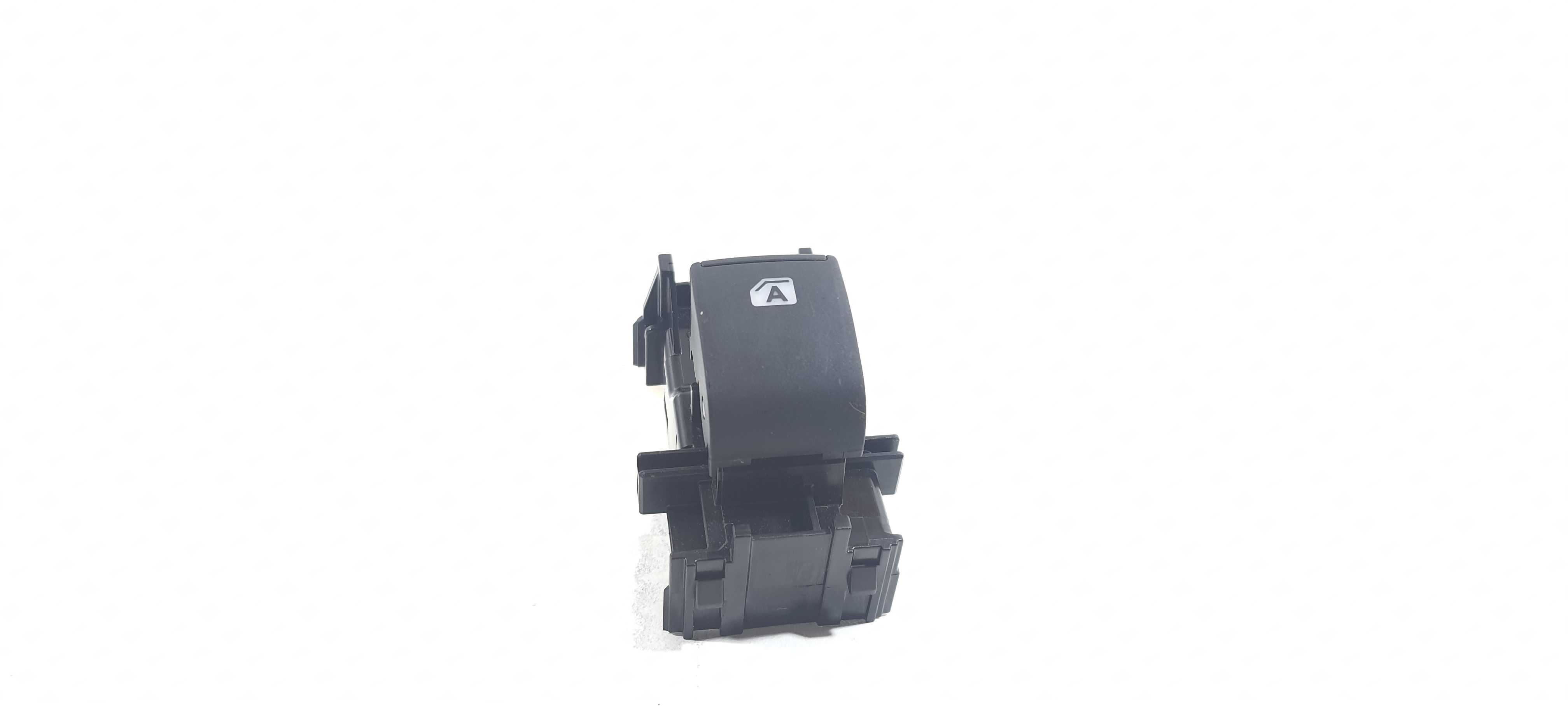 Botão Vidro Dianteira Direita Yaris Xl Plus 1.5 2022 V1219 4