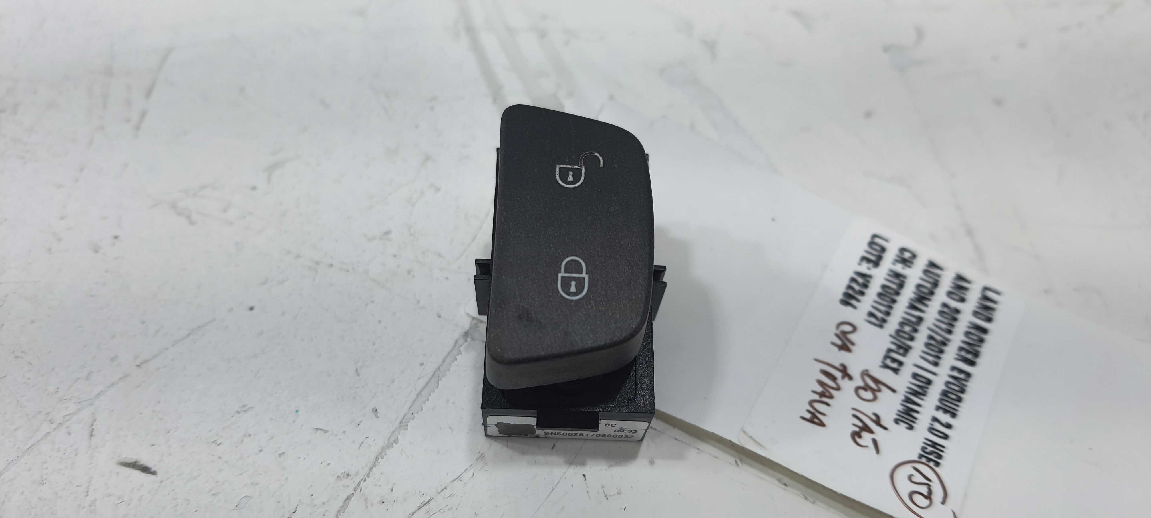 Botão Da Trava Land Rover Evoque 2017 V2266 5